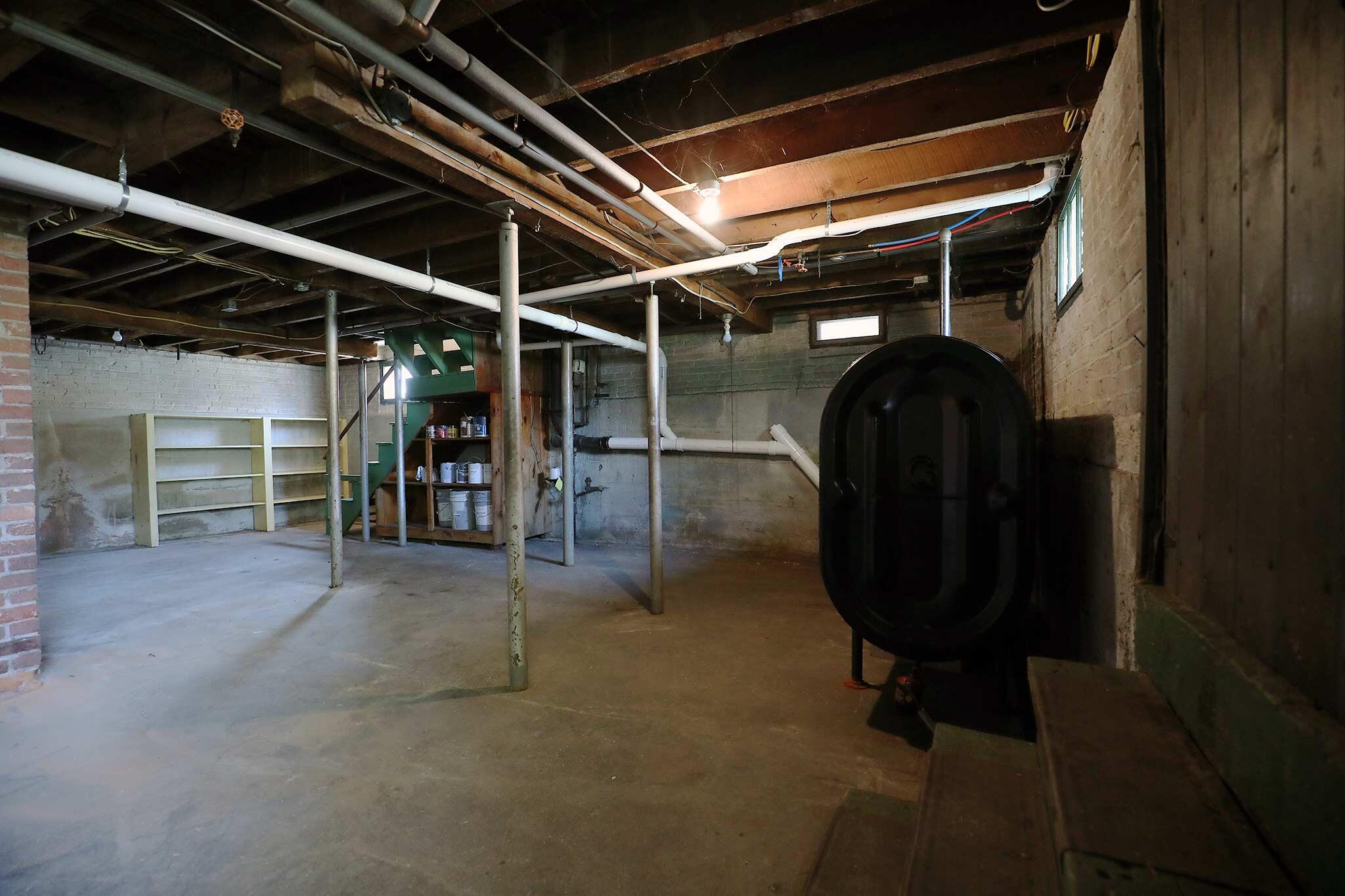 2055 N Belfast Avenue