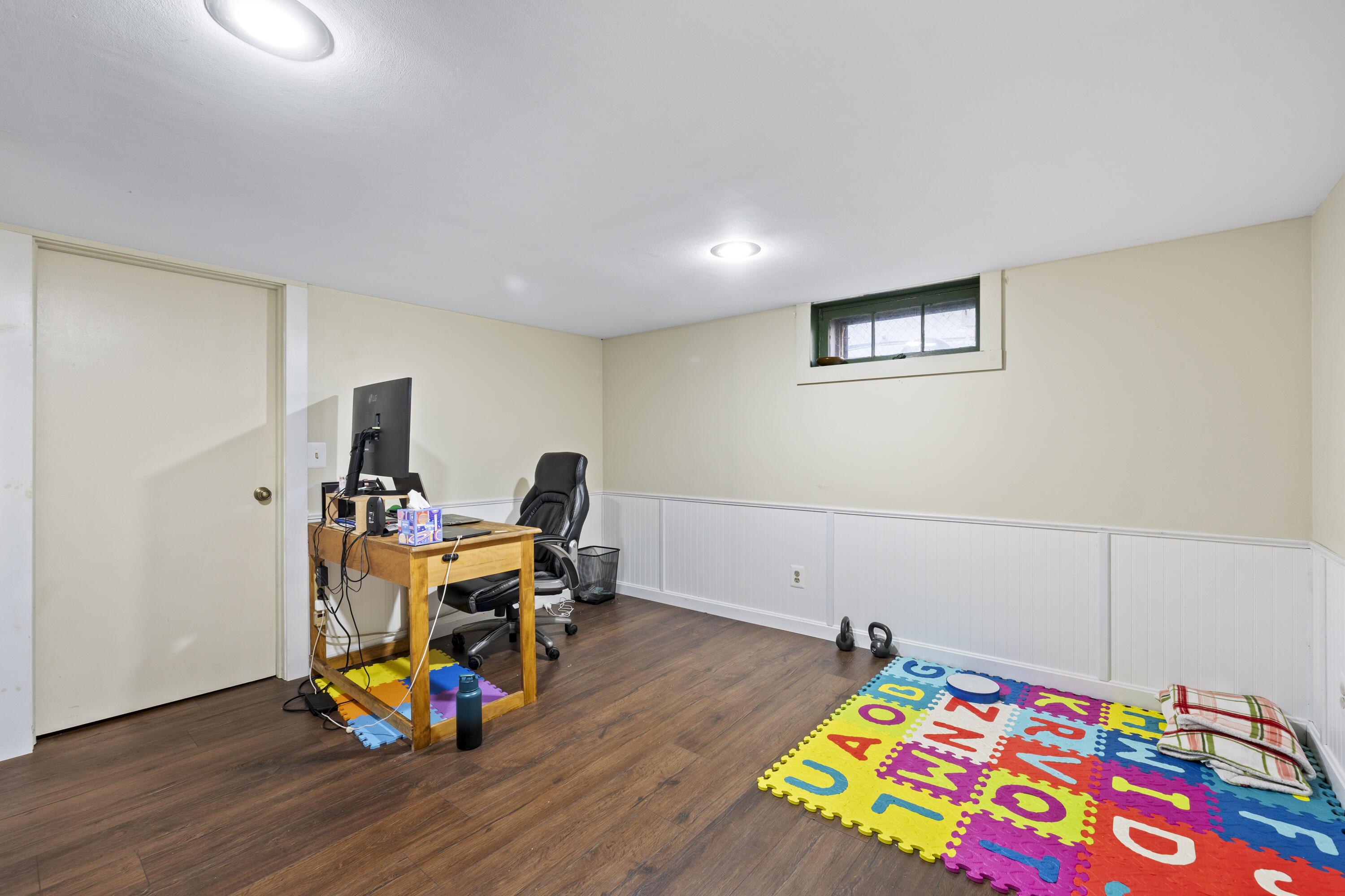 9 Linwood Avenue