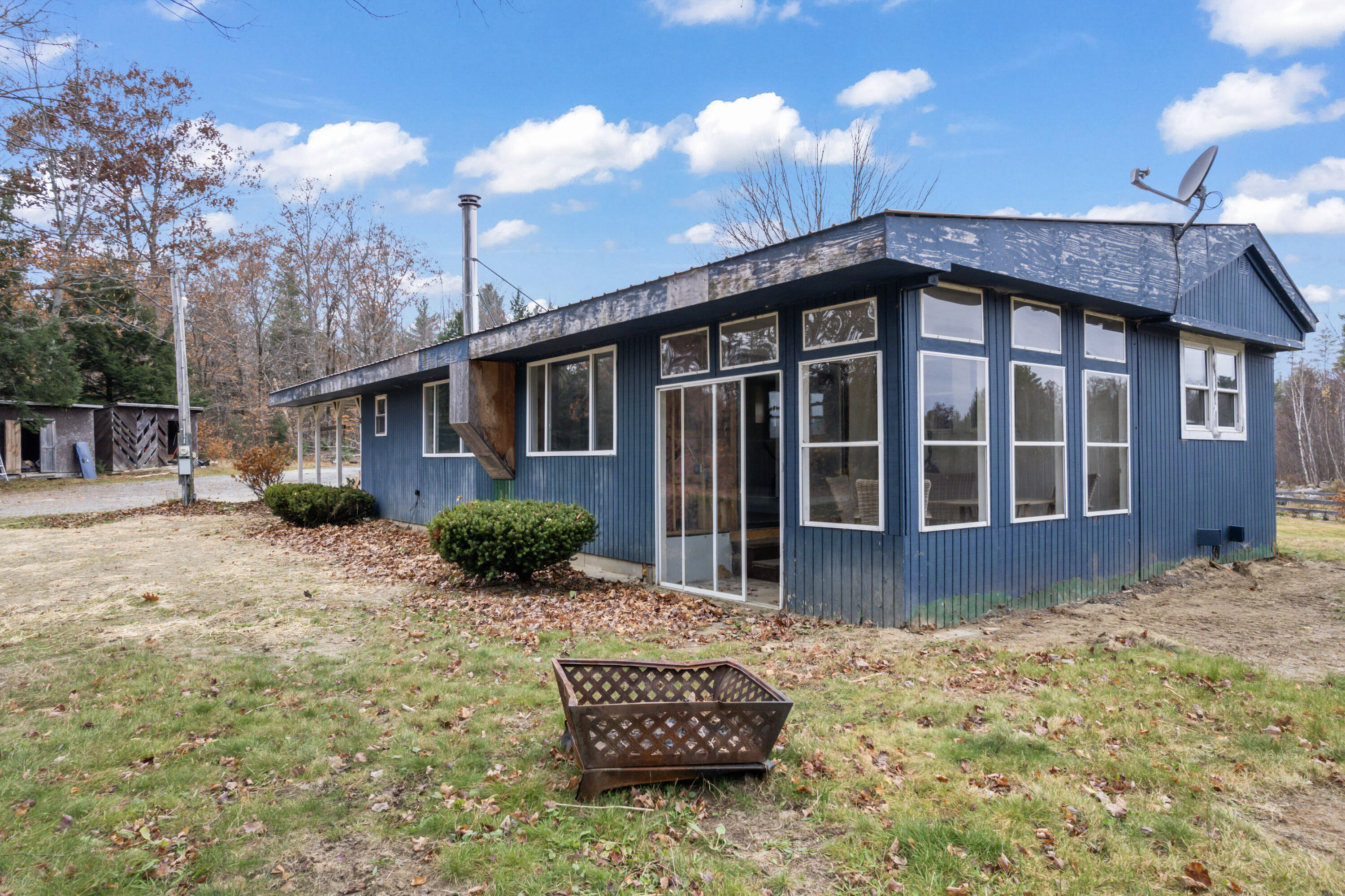 323 Rome Road