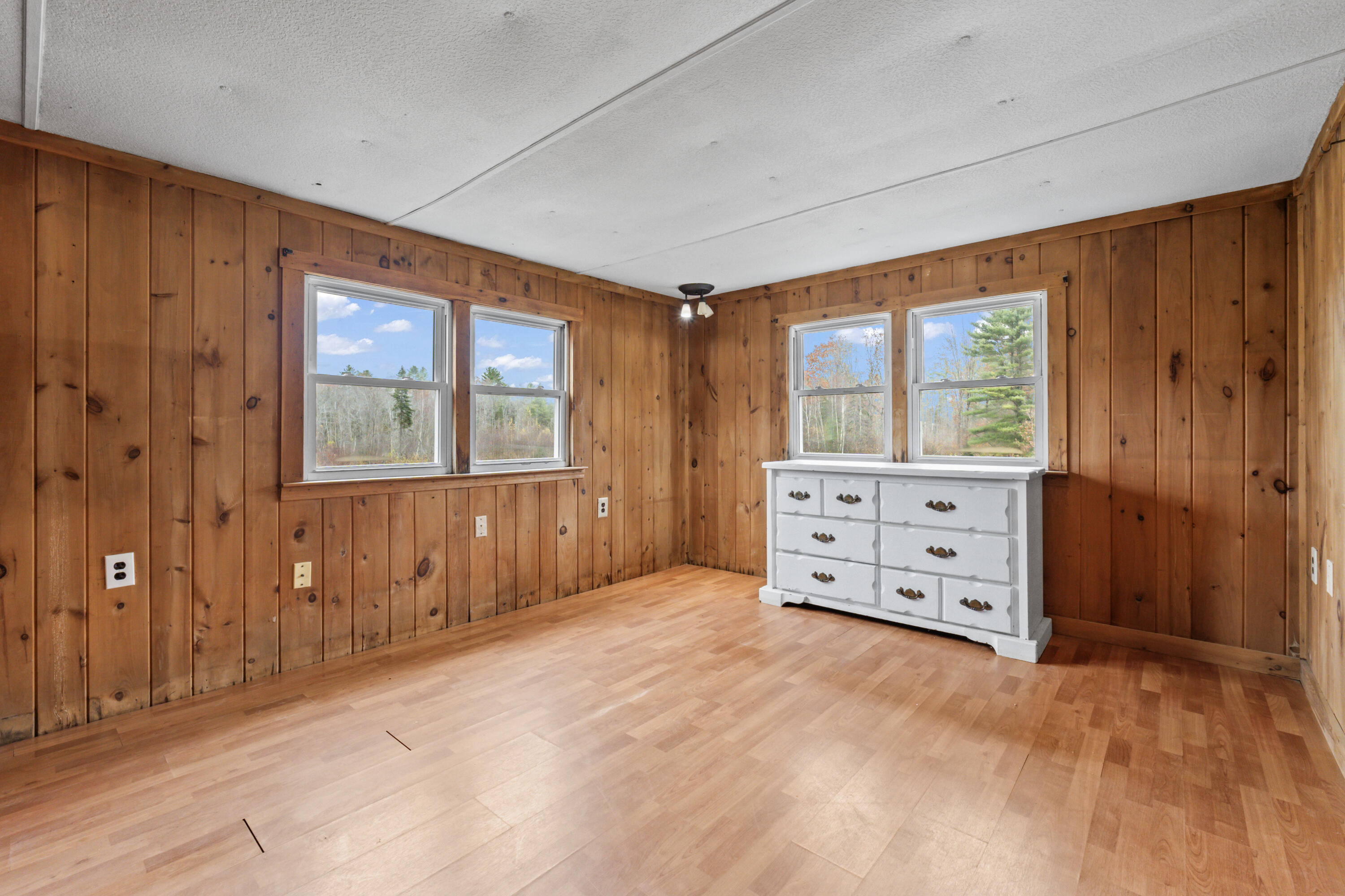 323 Rome Road
