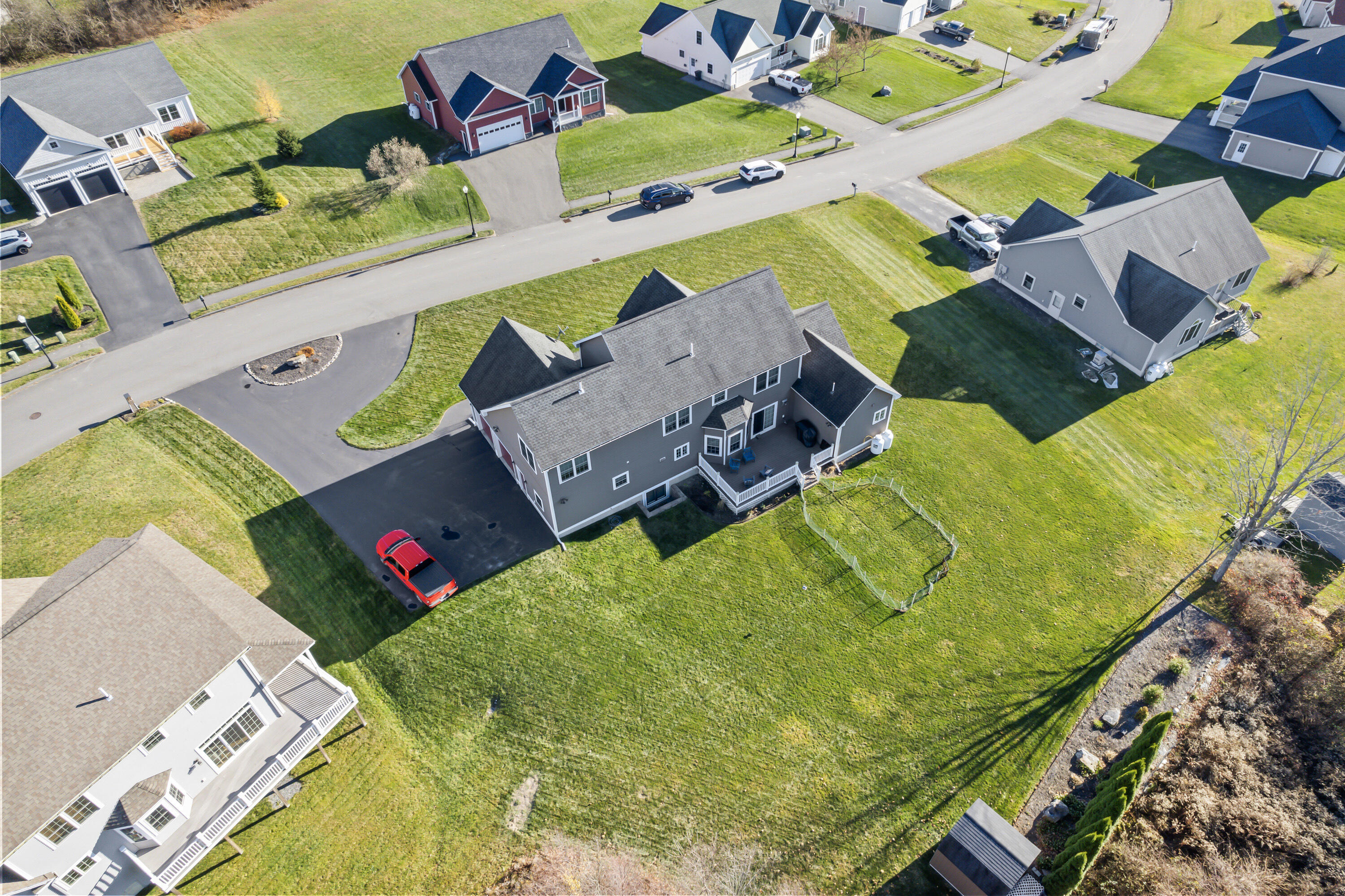 10 Fieldstone Drive