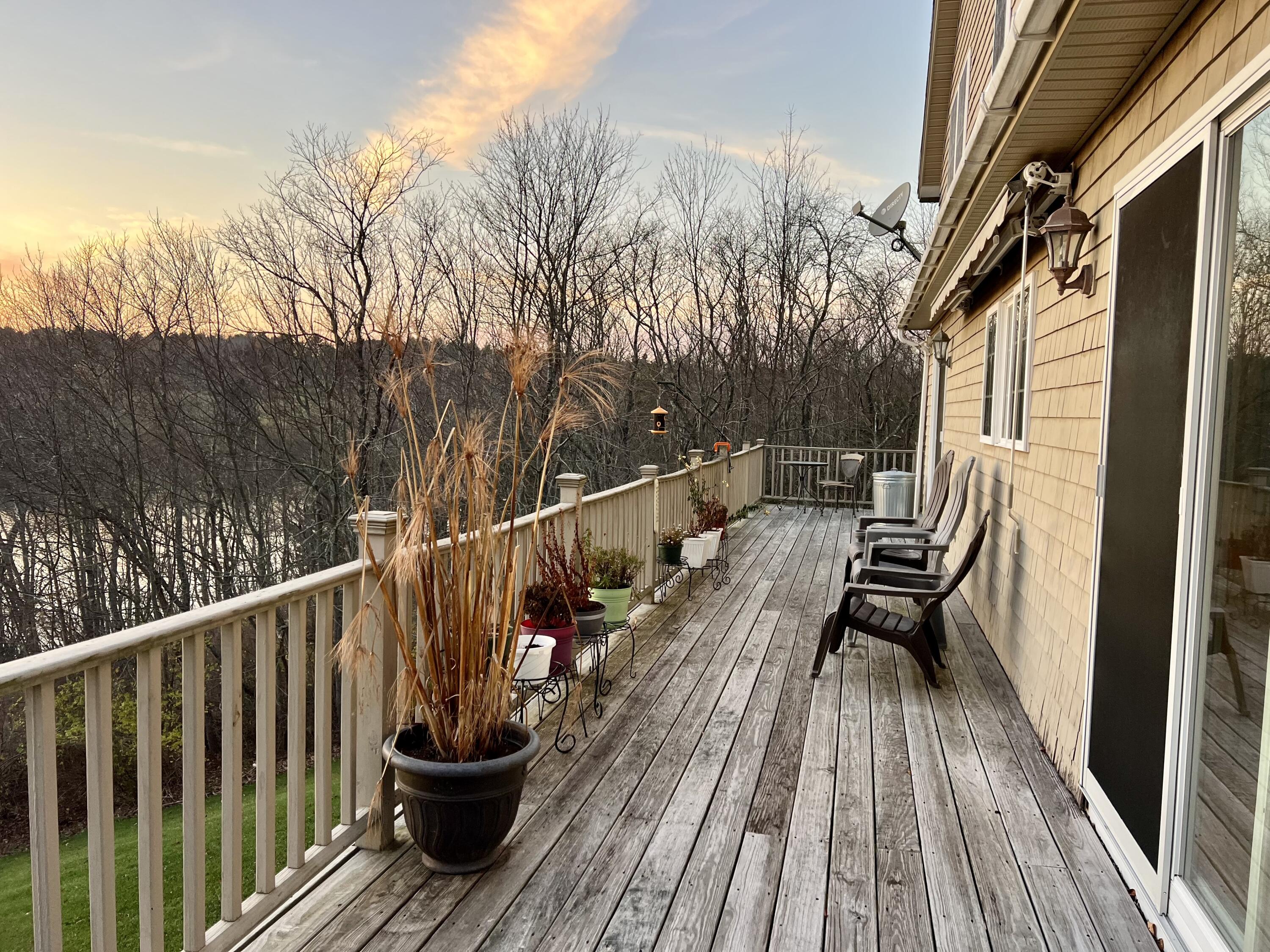 104 Raccoon Road