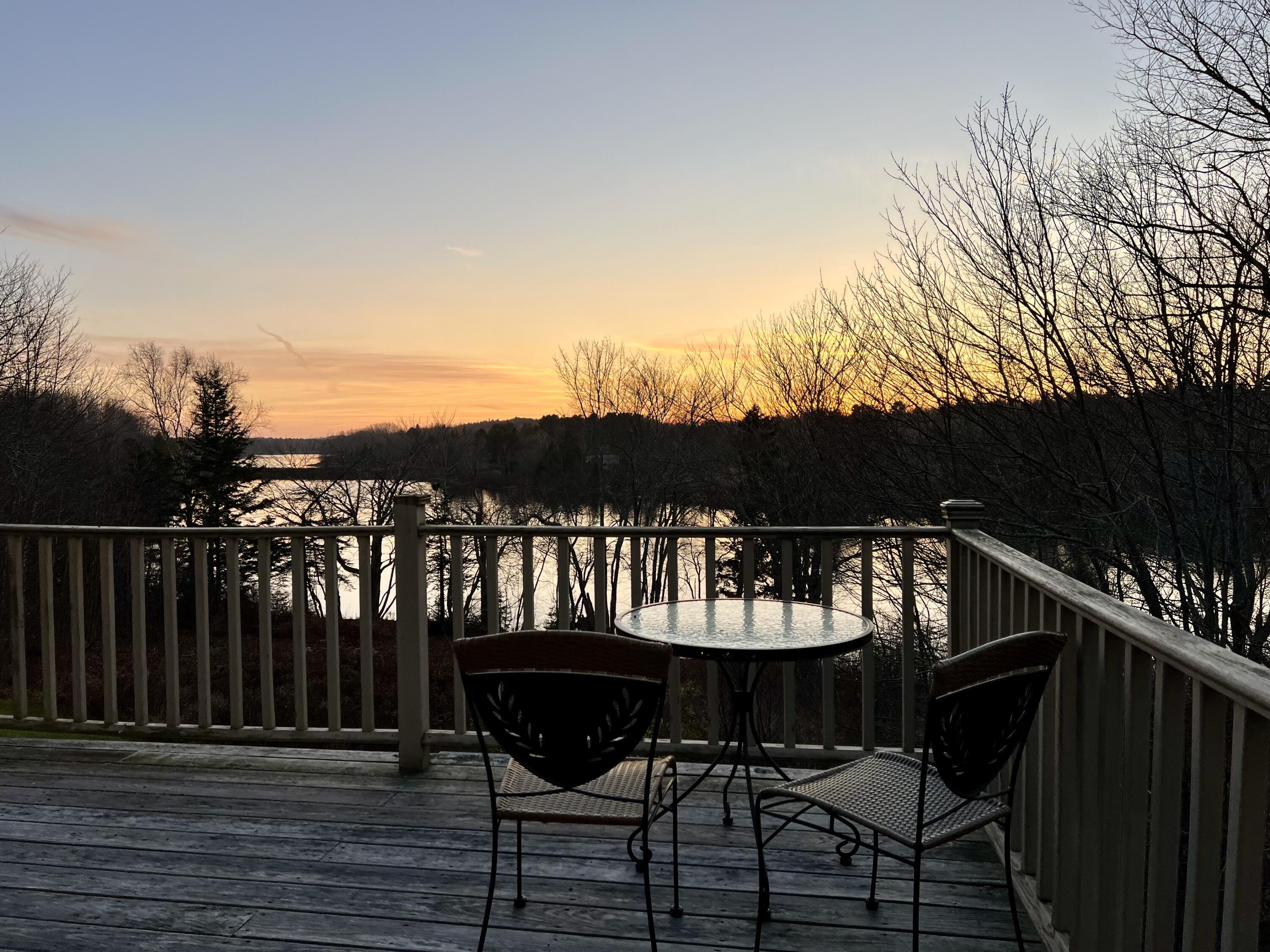 104 Raccoon Road