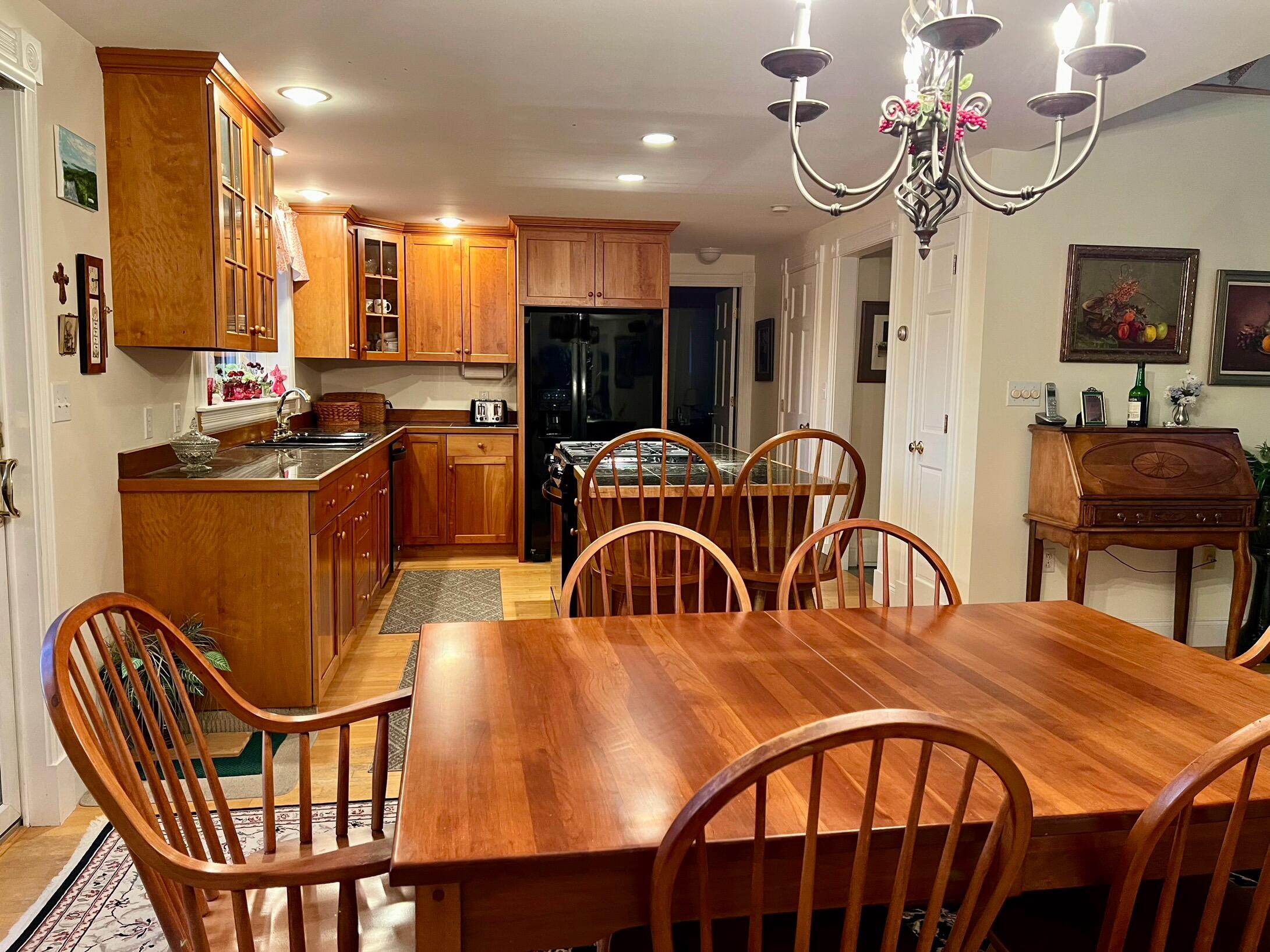 104 Raccoon Road