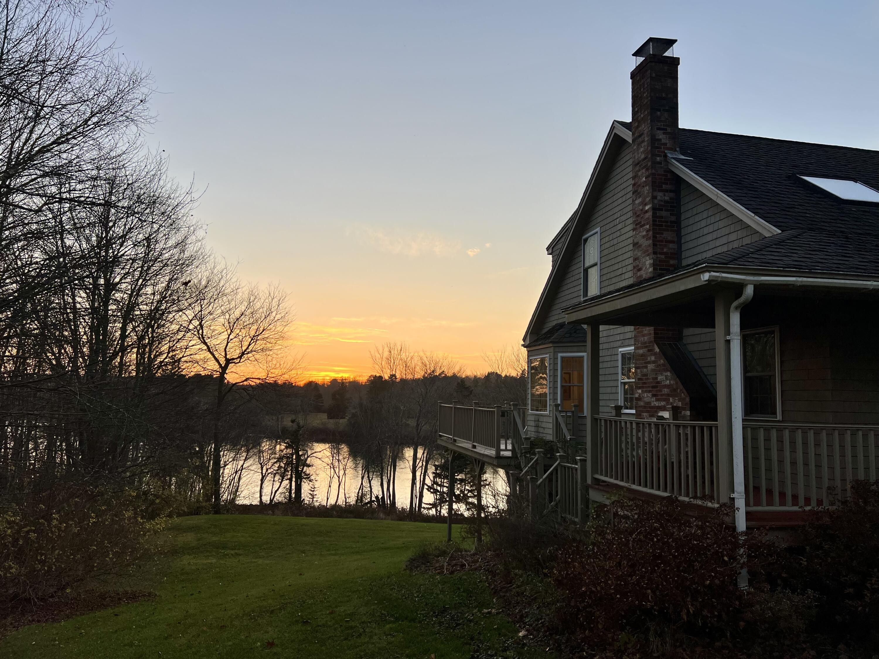 104 Raccoon Road