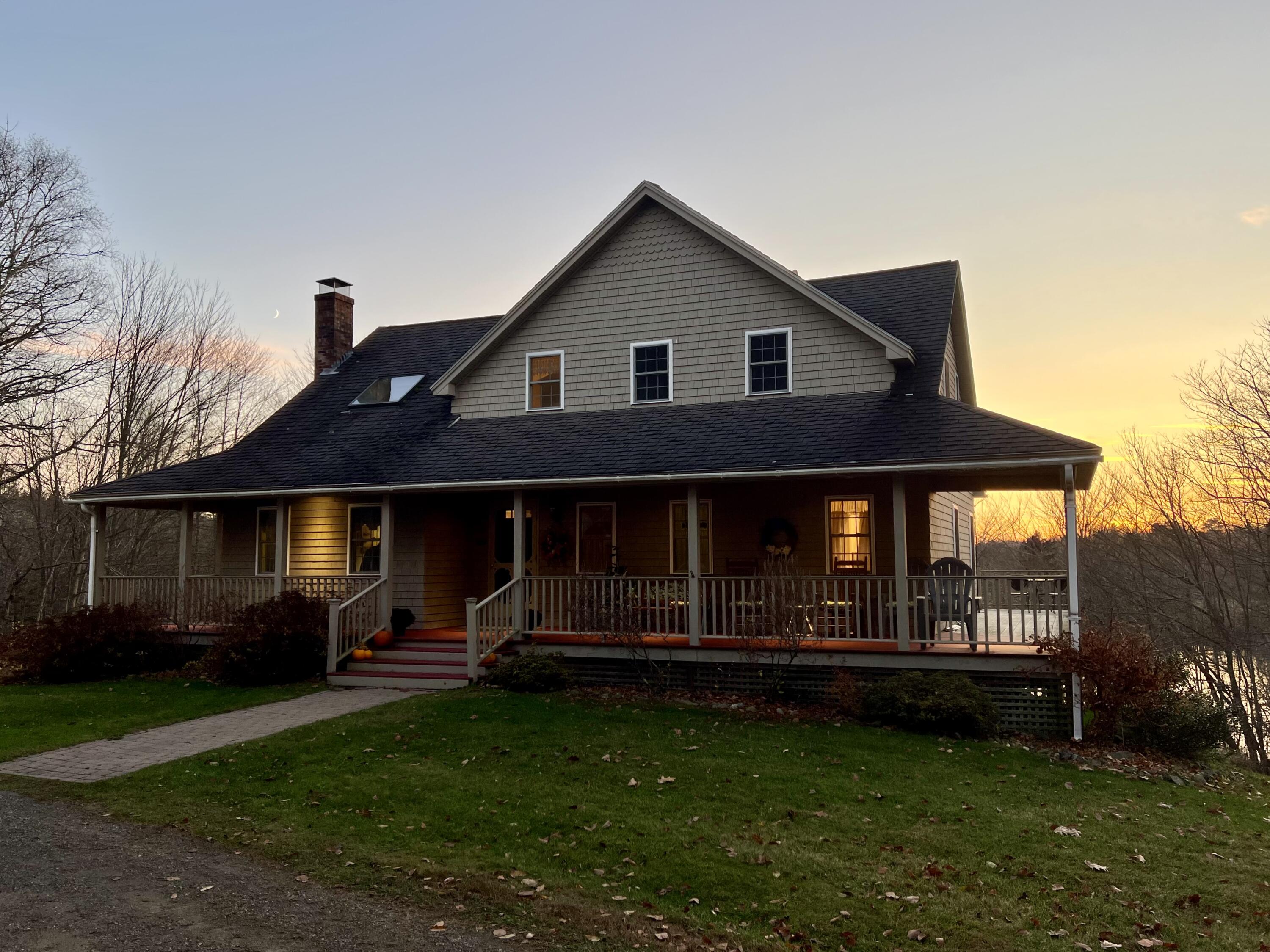 104 Raccoon Road