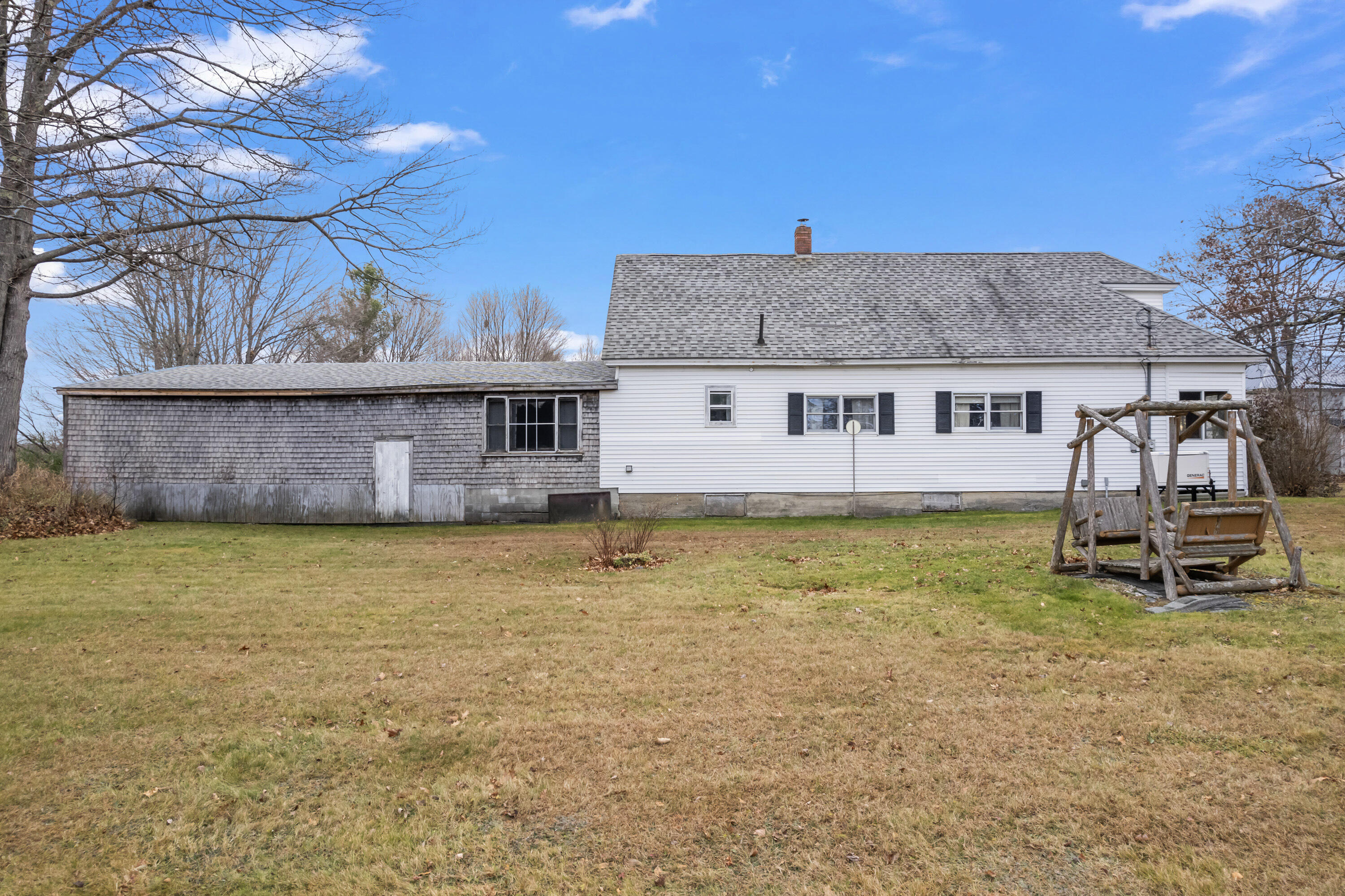 335 & 341 Hartland Avenue