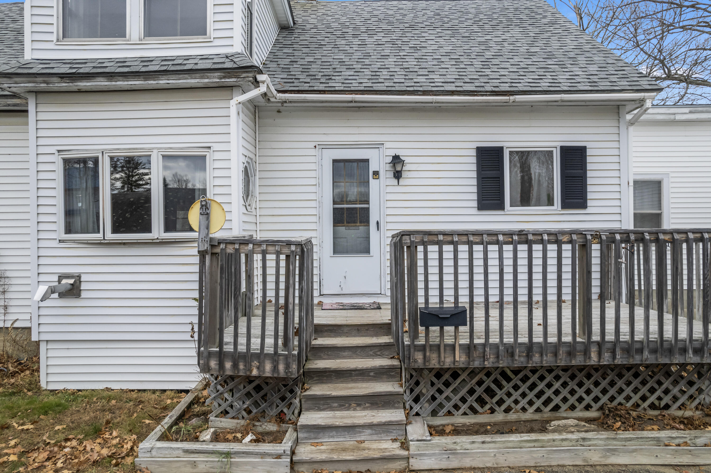 335 & 341 Hartland Avenue