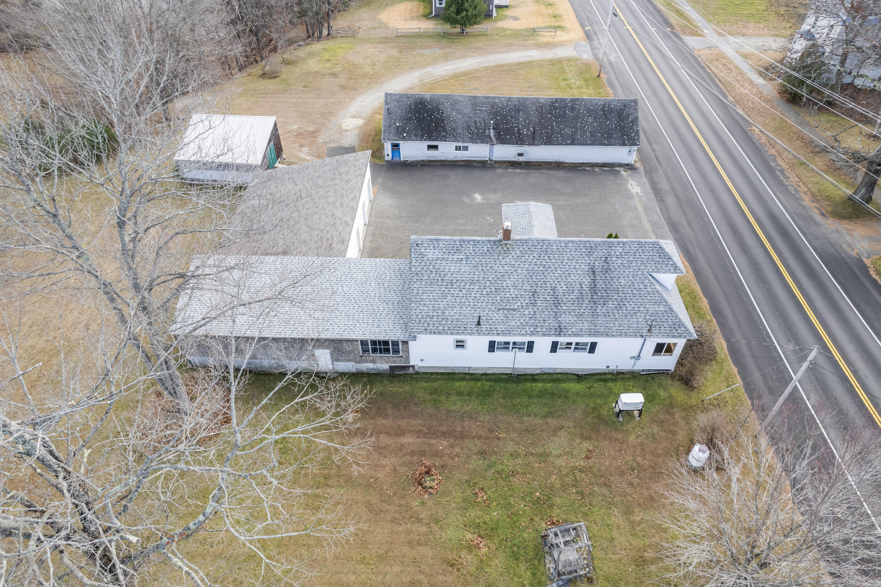 335 & 341 Hartland Avenue