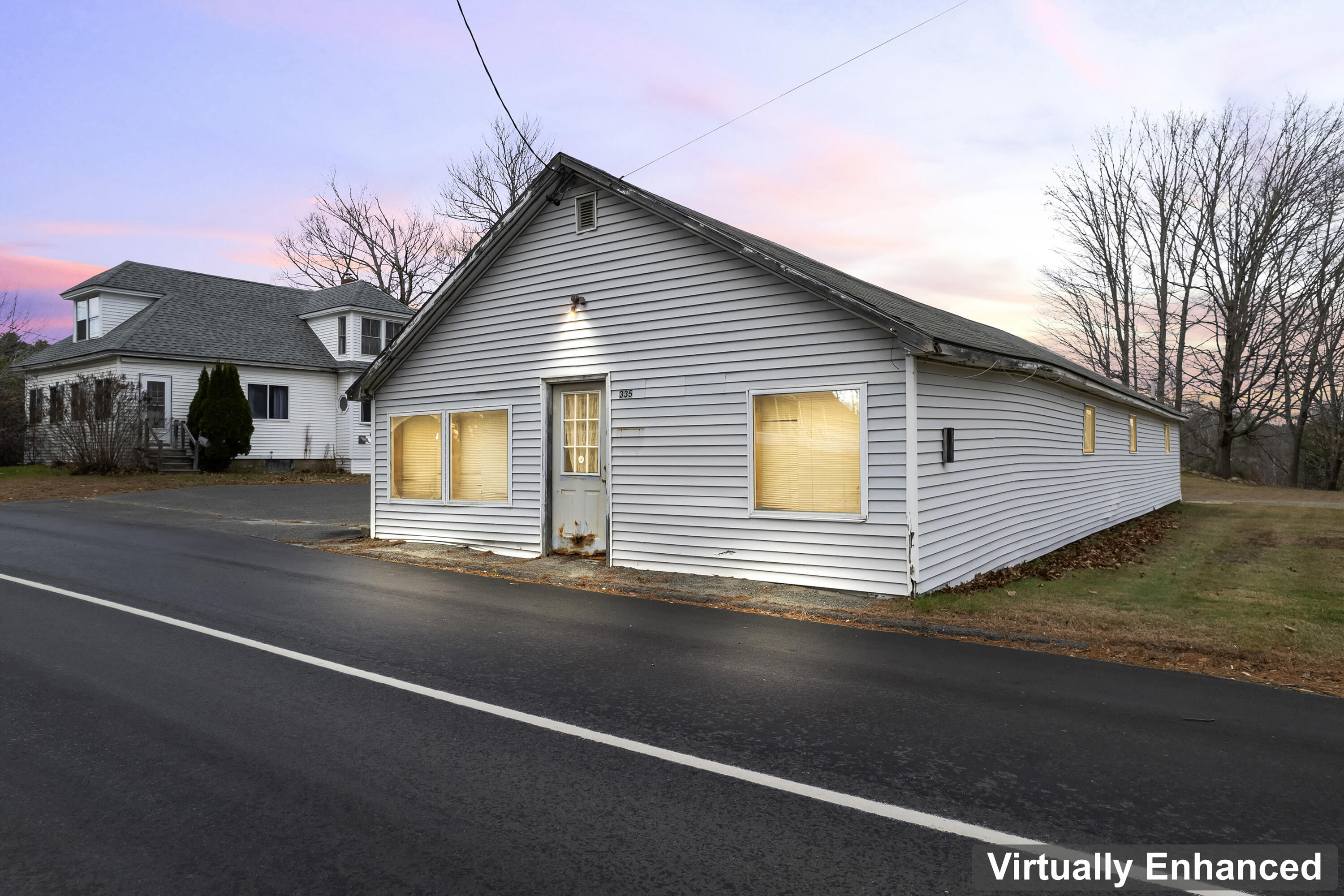 335 & 341 Hartland Avenue