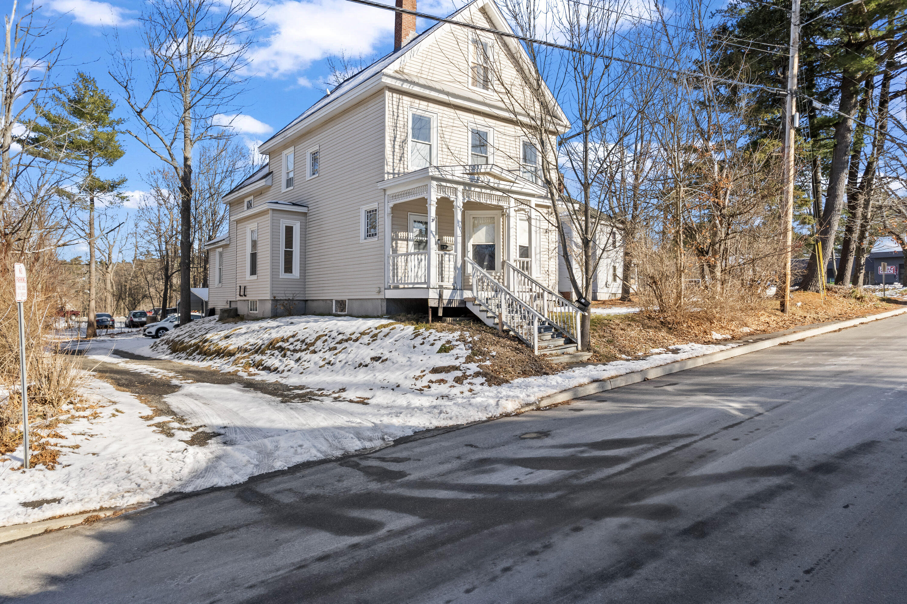 37 Cedar Street