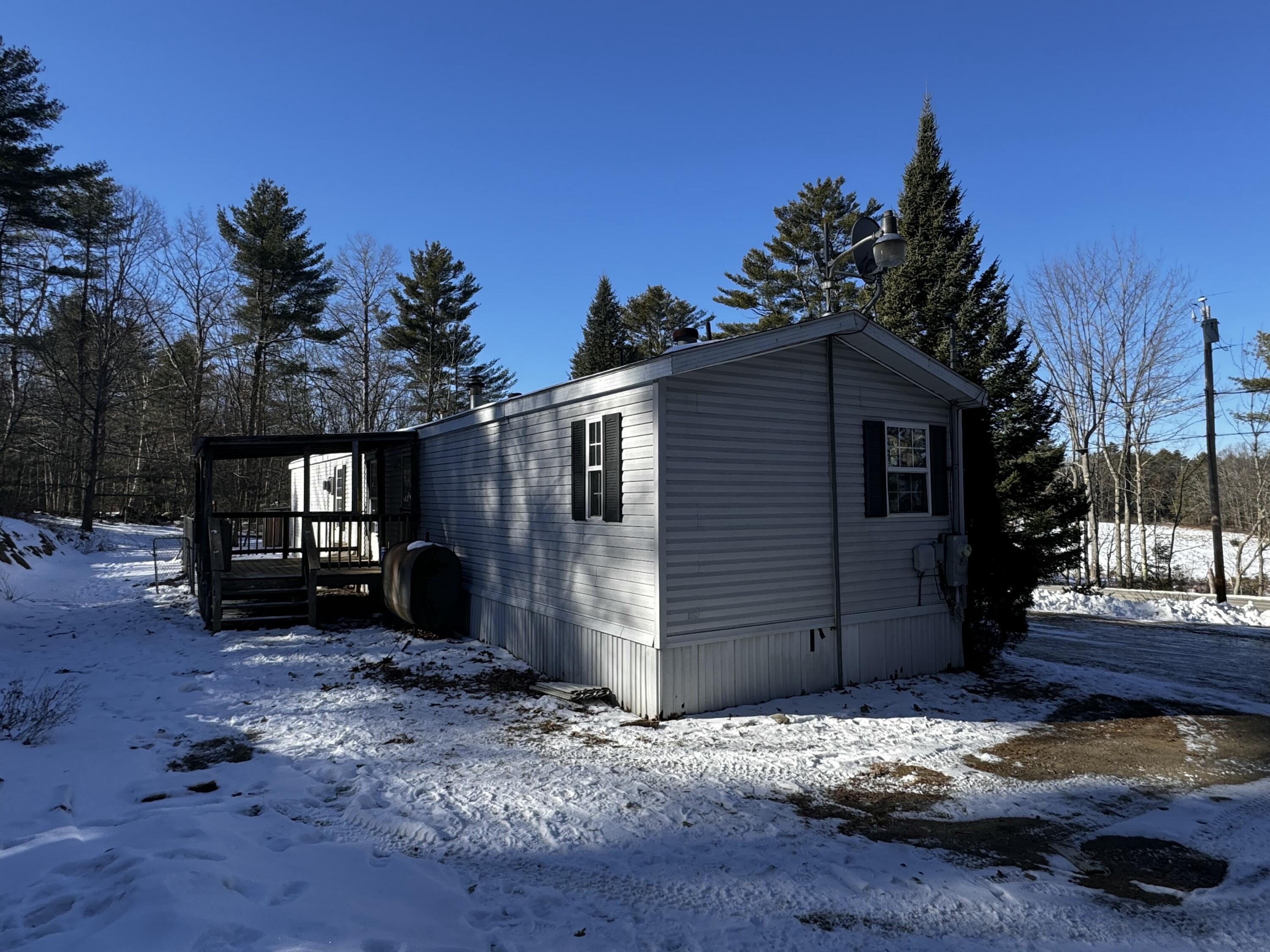 585 Weeks Mills Road