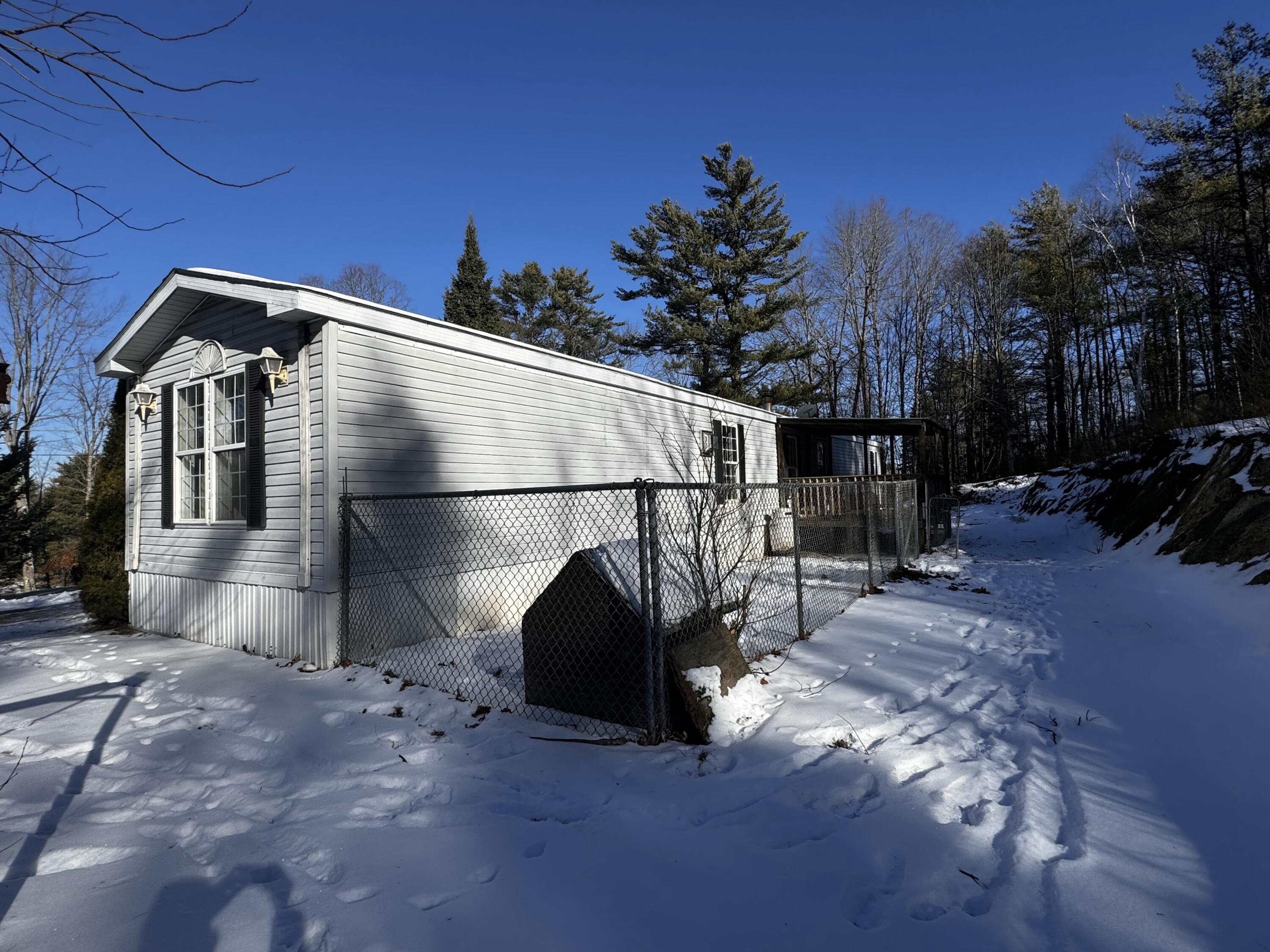 585 Weeks Mills Road
