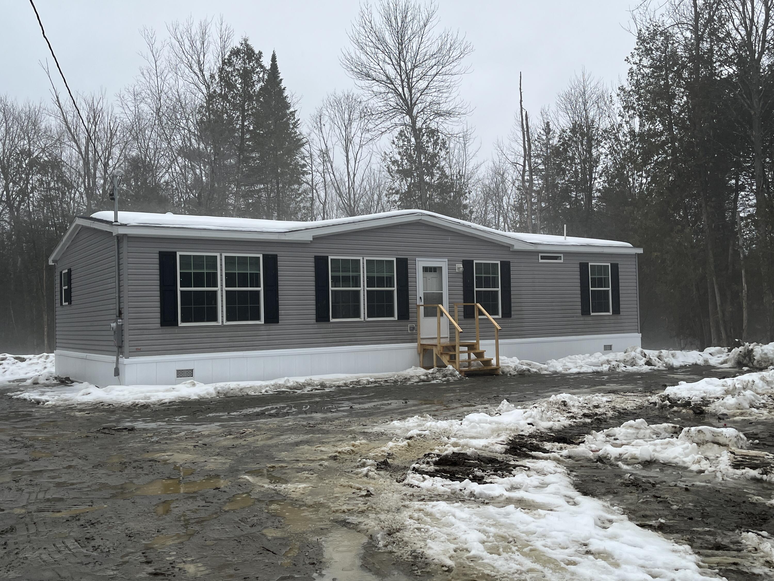 136 Gogan Road