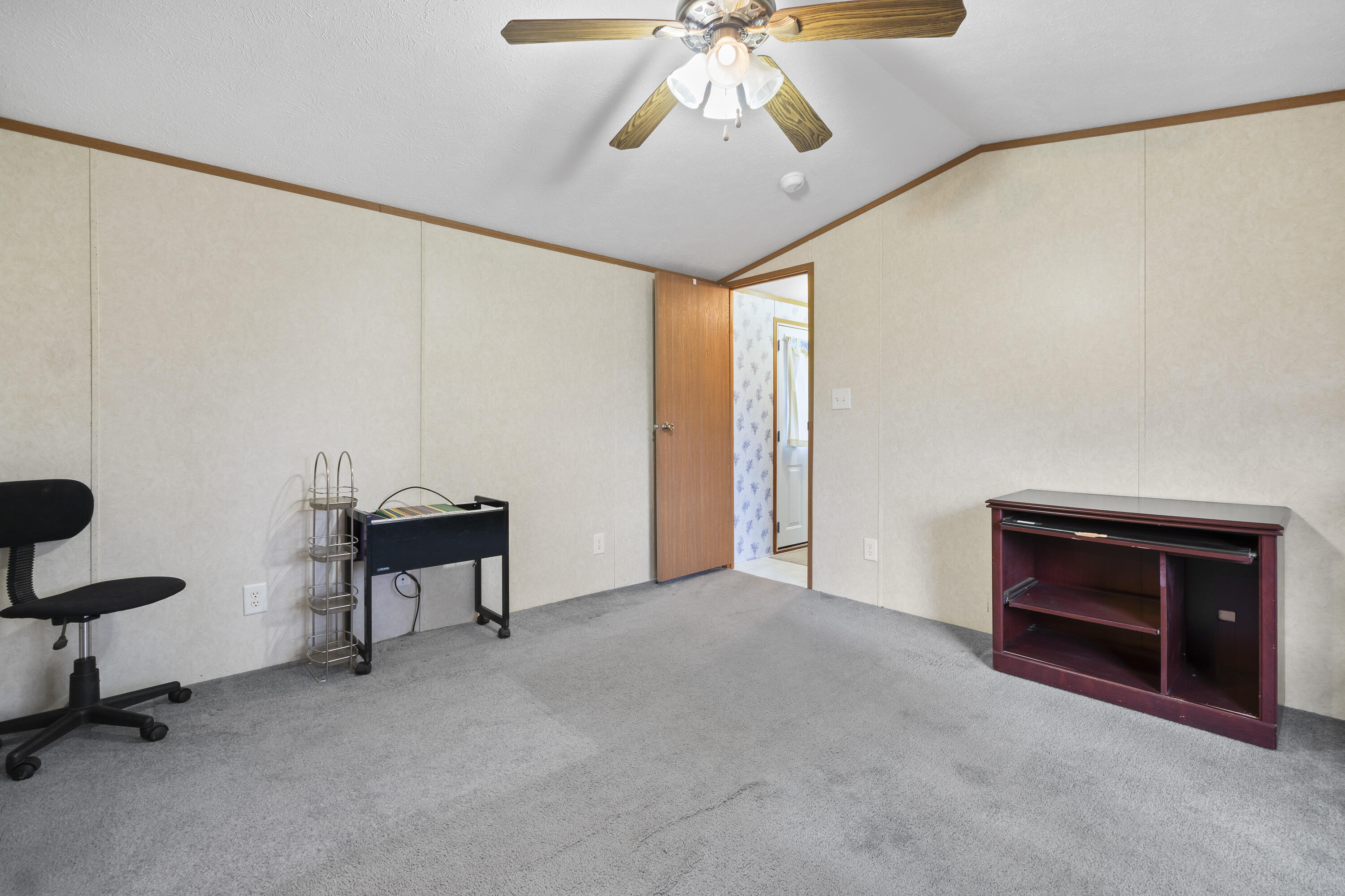 31 Monarch Drive