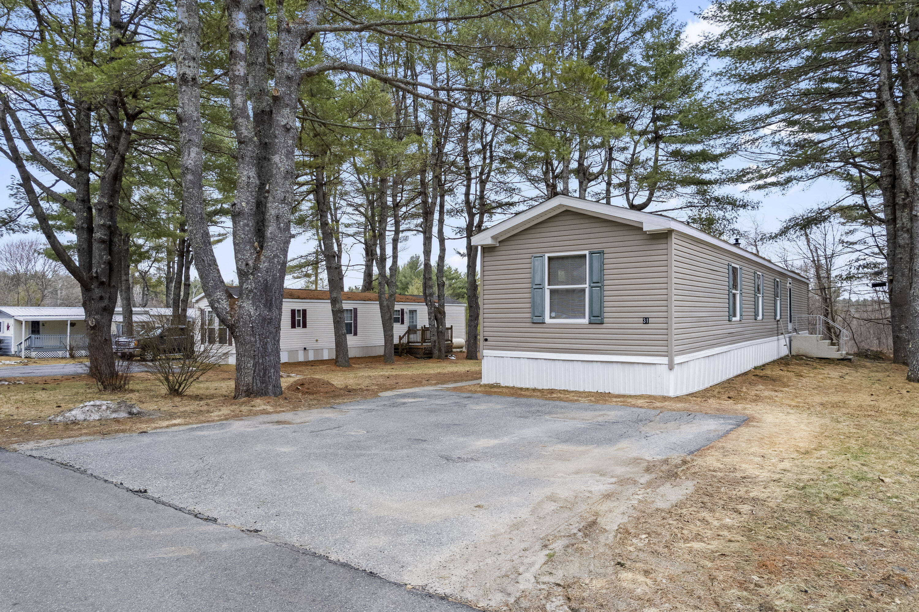 31 Monarch Drive