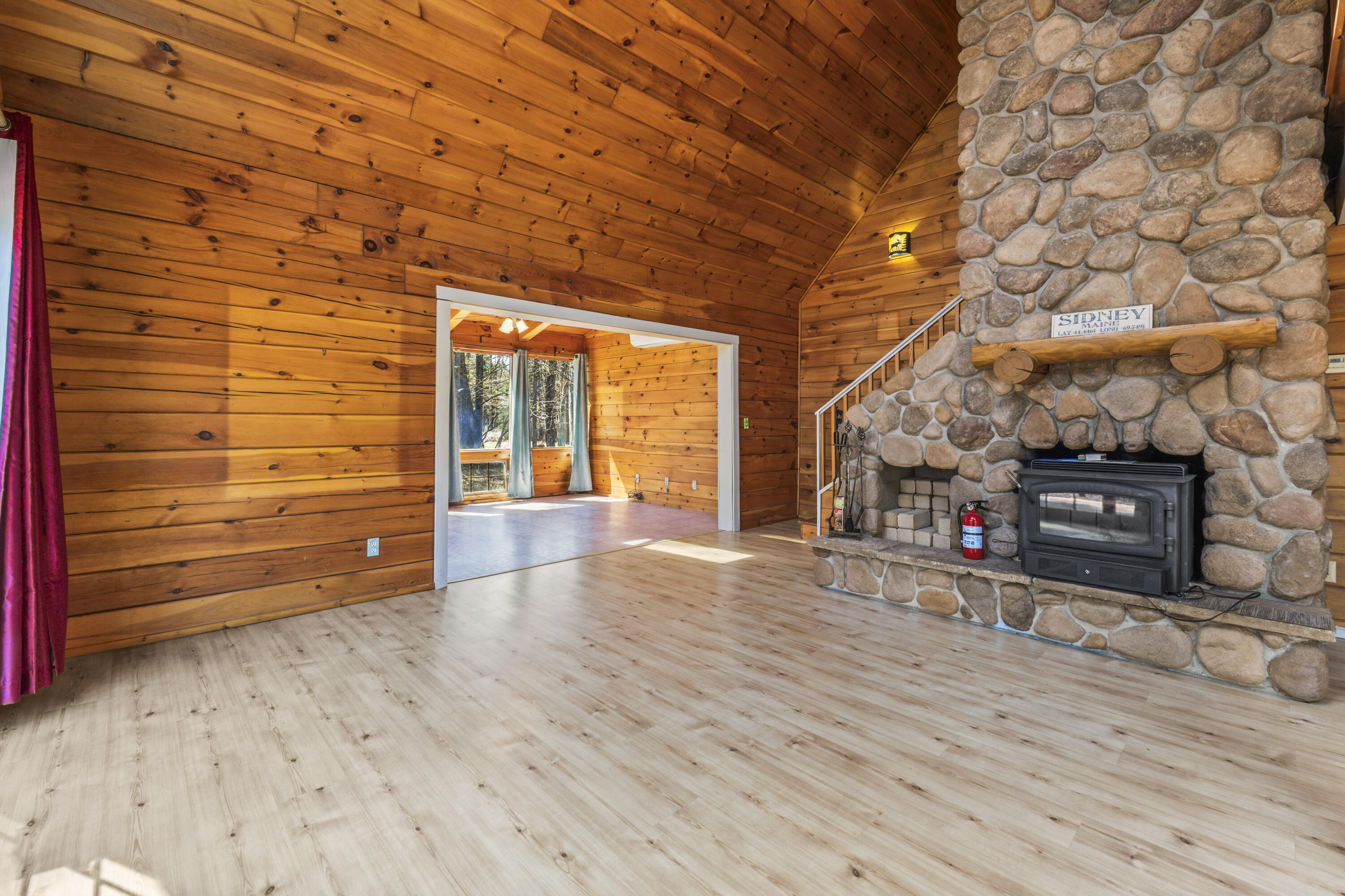 48 Thistle Lane