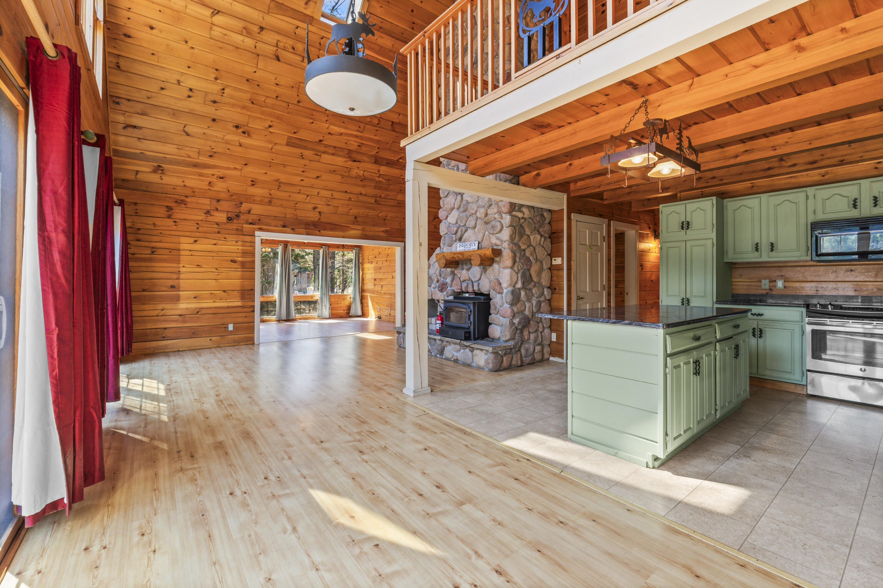 48 Thistle Lane