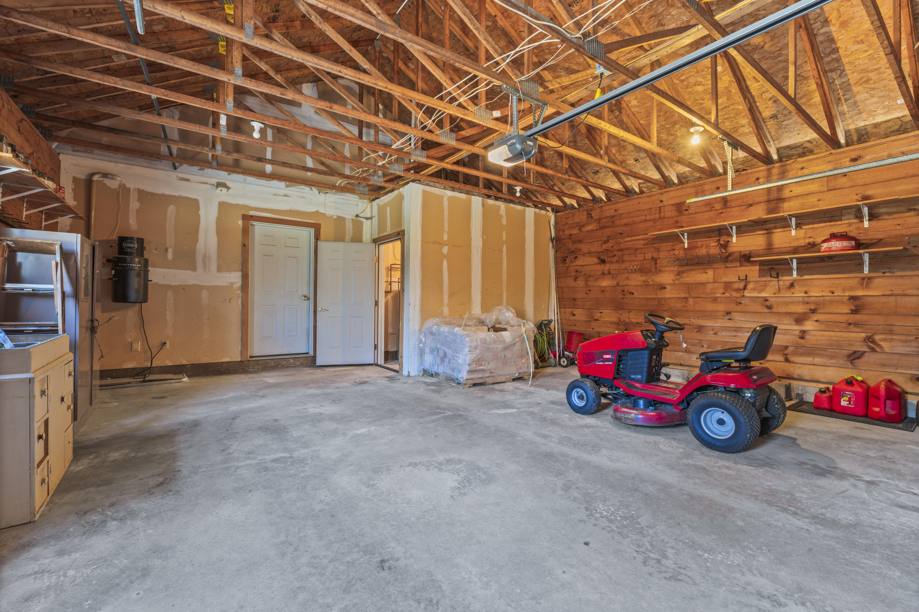 48 Thistle Lane