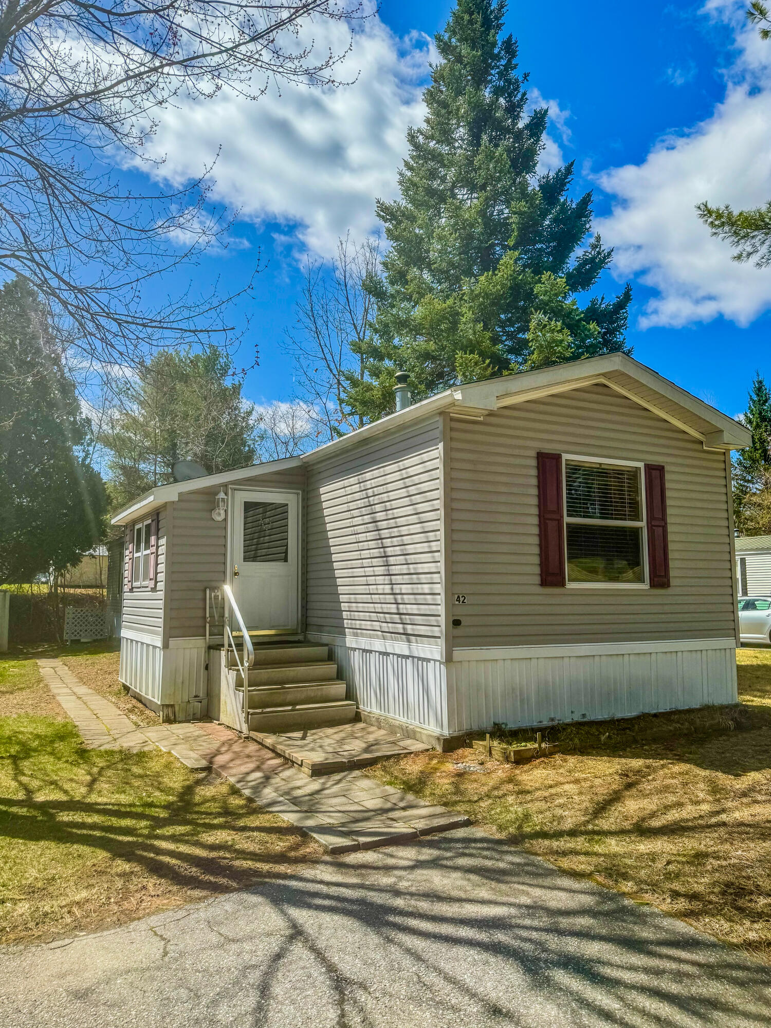 42 Sparrow Drive