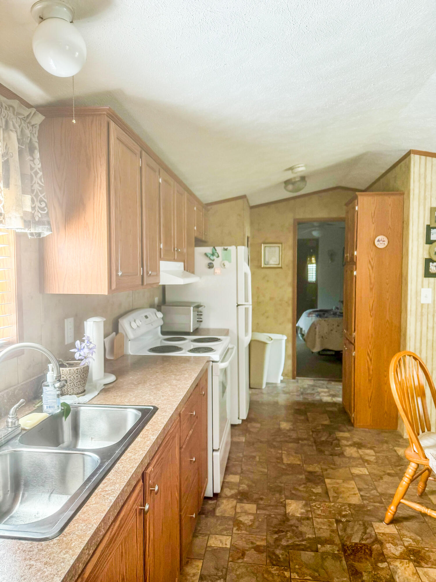 42 Sparrow Drive