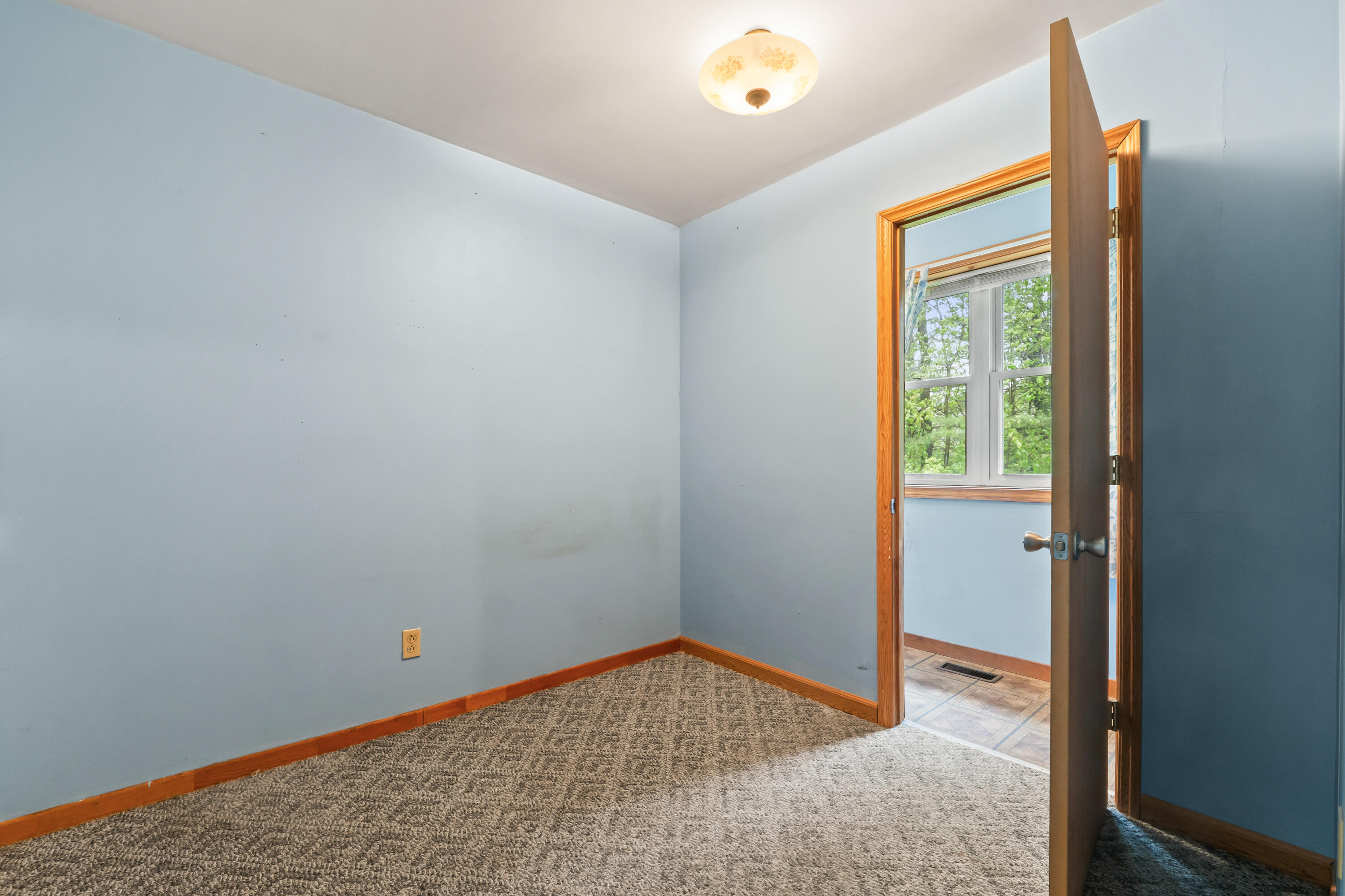 33 Mclaughlin Circle