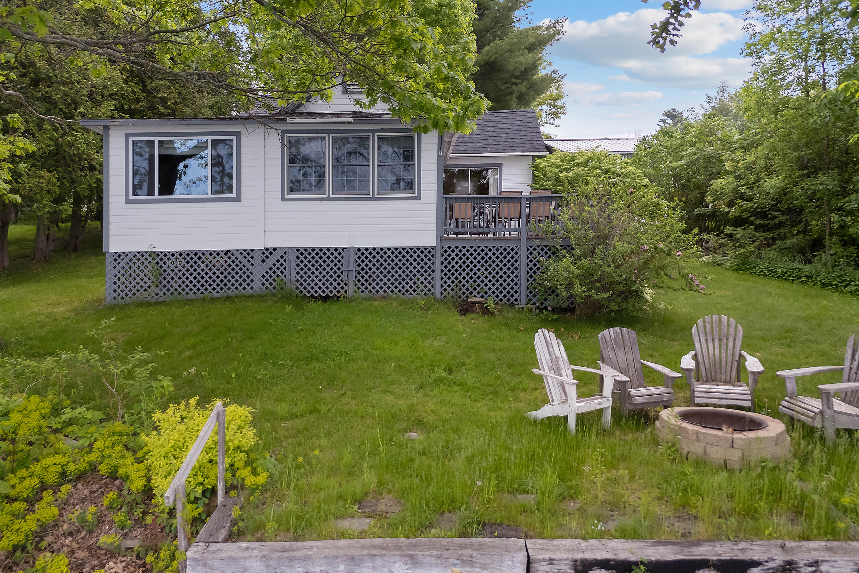 8 23rd Fire Road