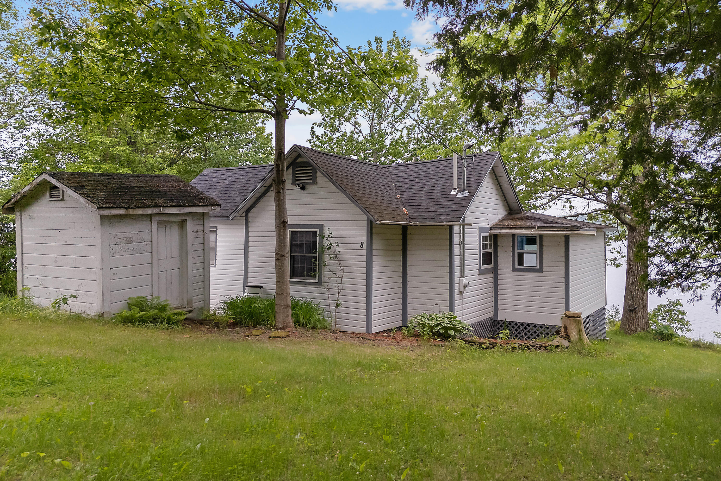 8 23rd Fire Road