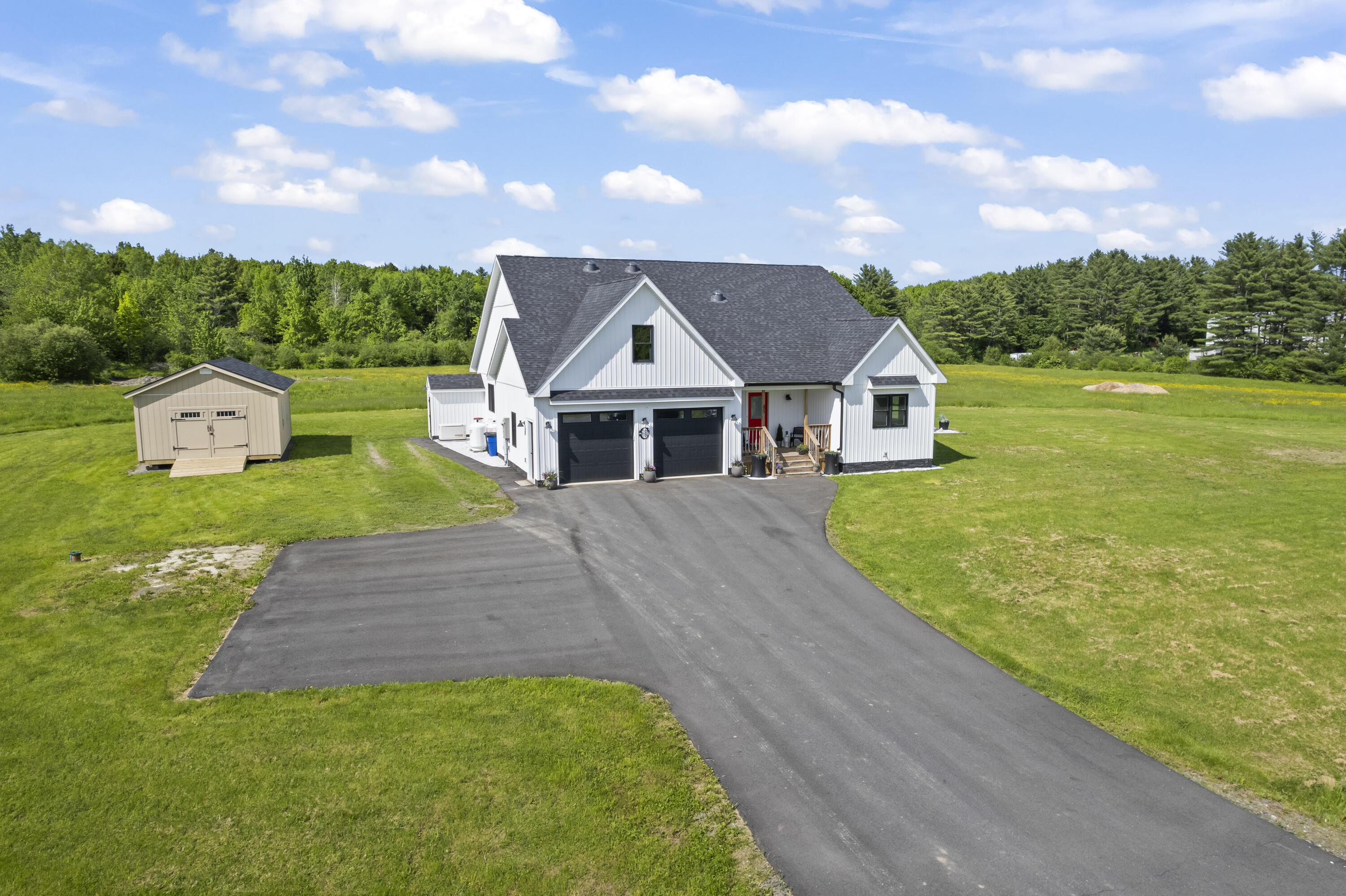 25 Royale Drive