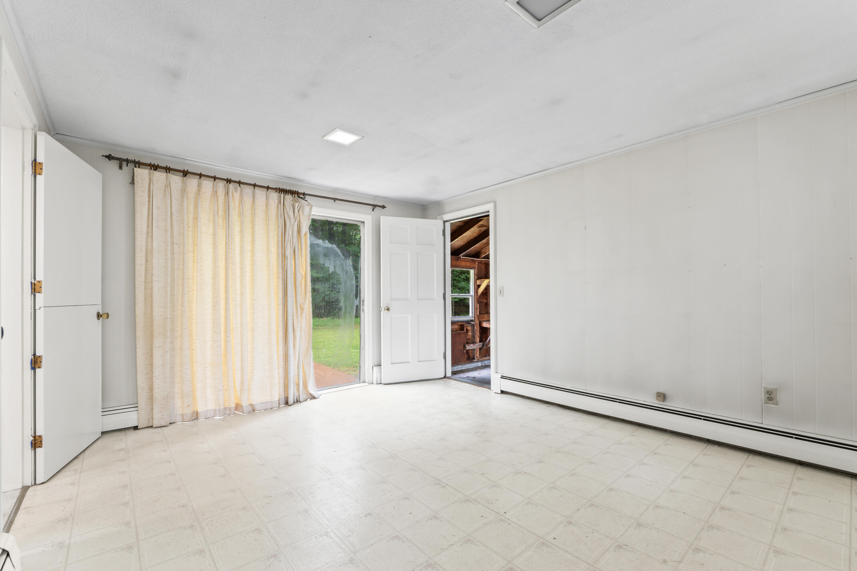 28 Colony Road