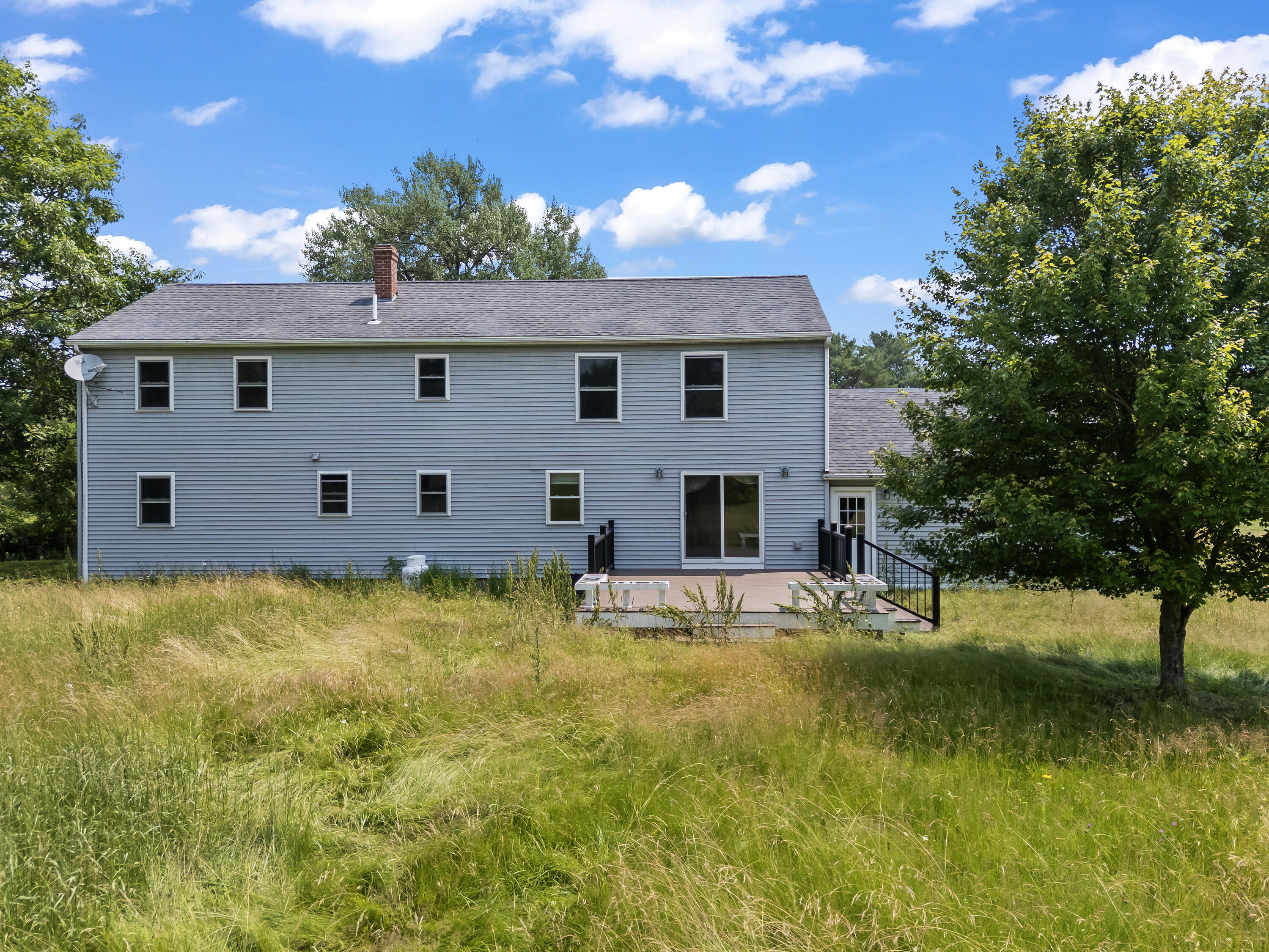 1121 River Avenue