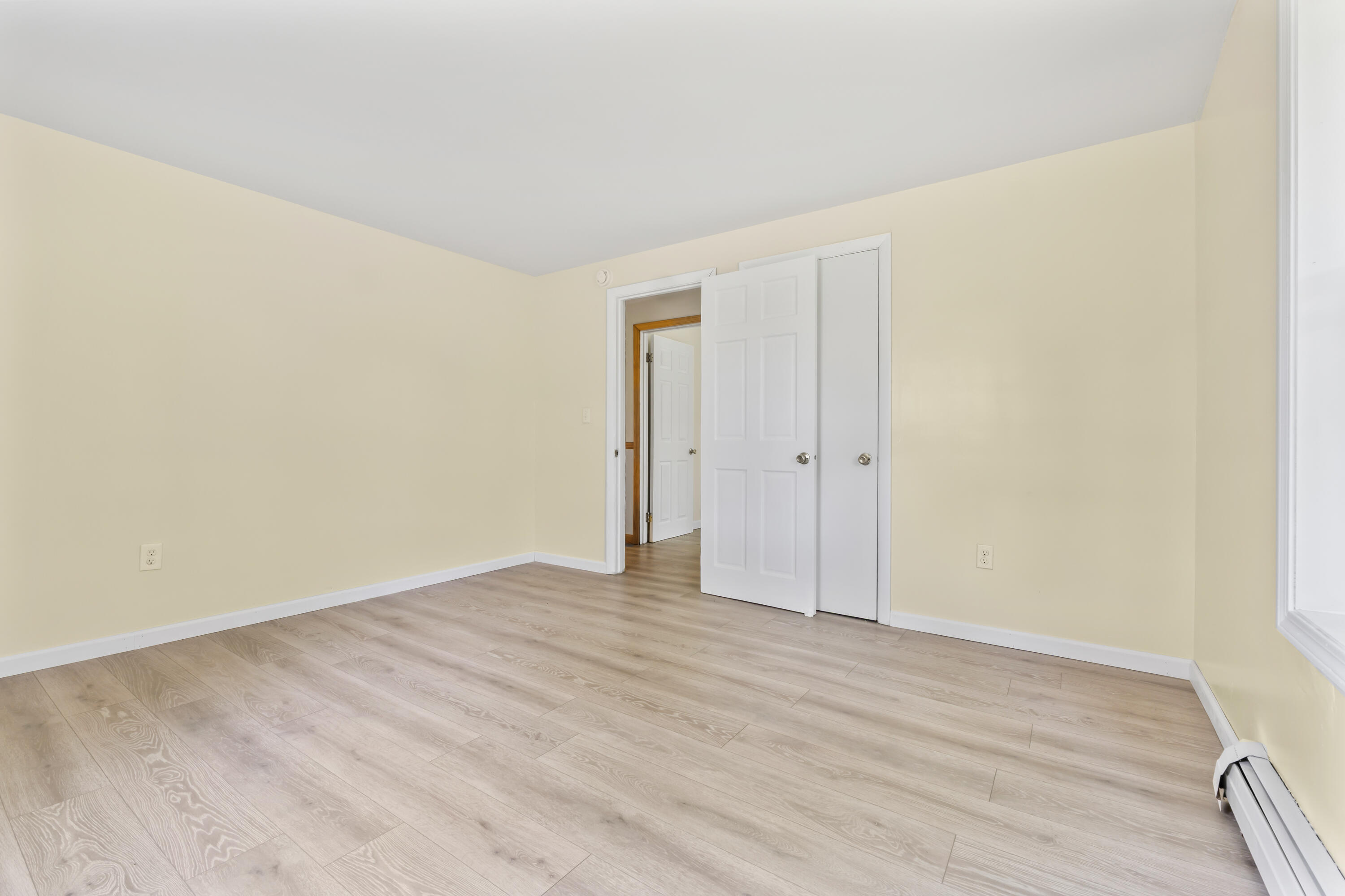 1121 River Avenue