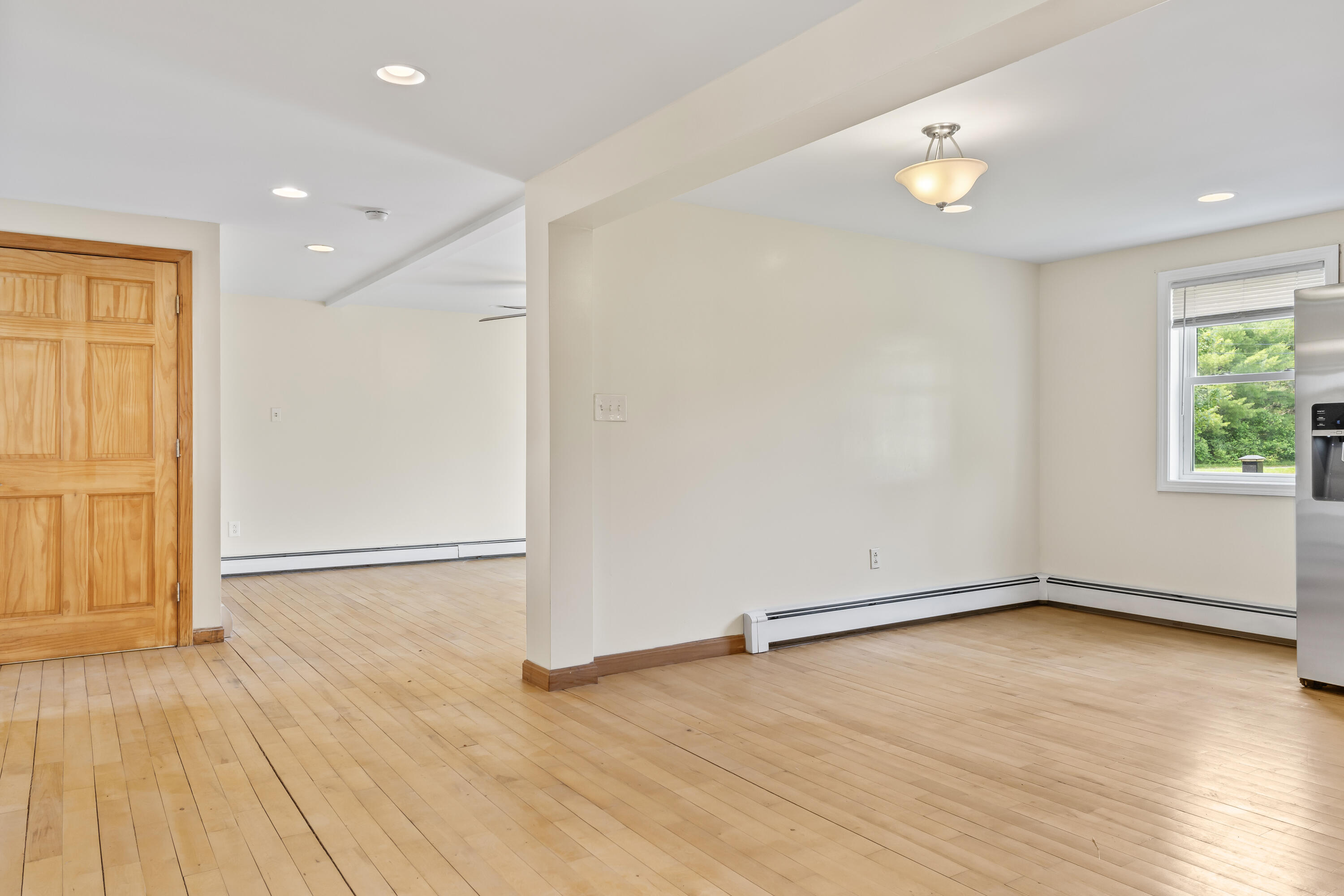 1121 River Avenue