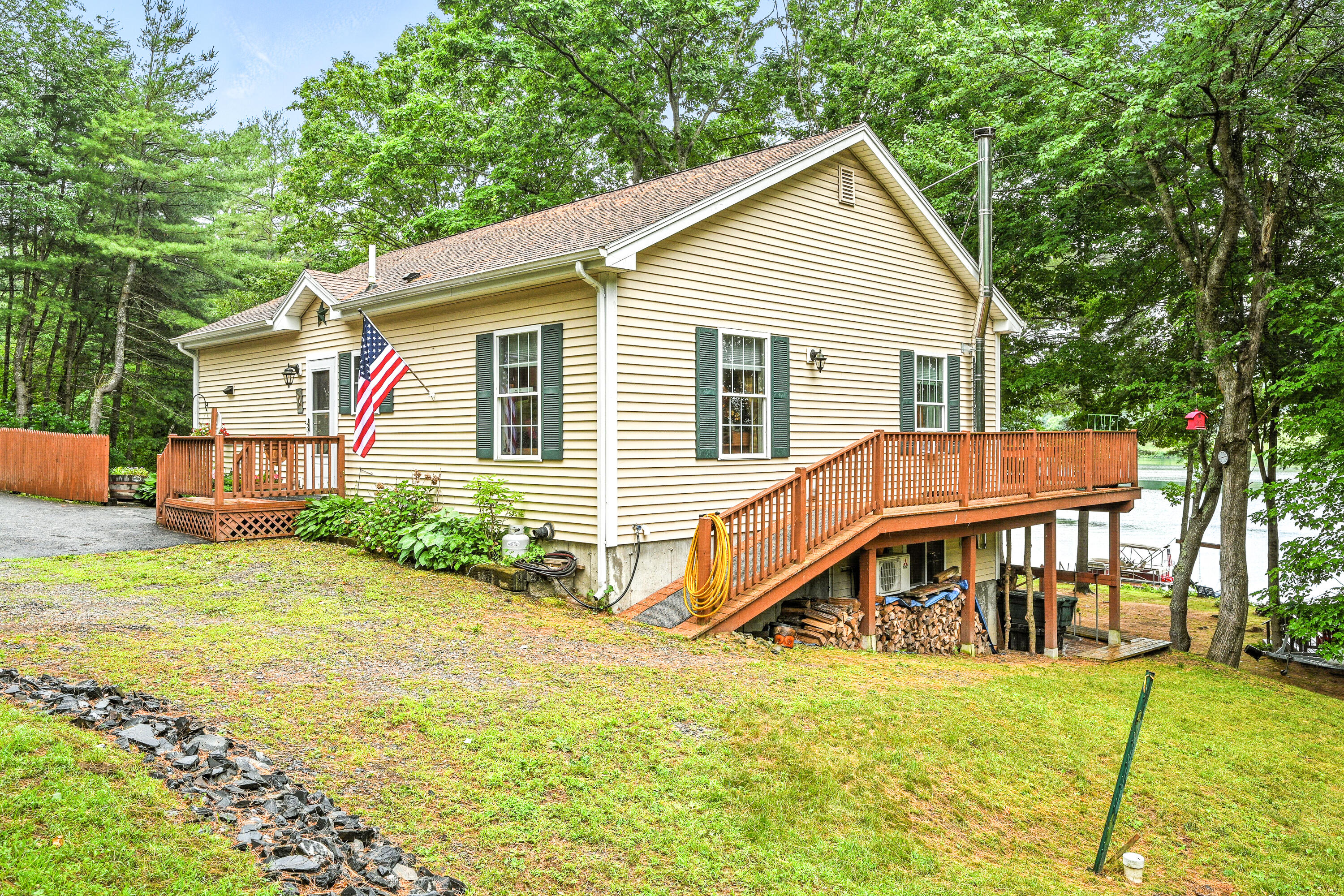 1068 River Road