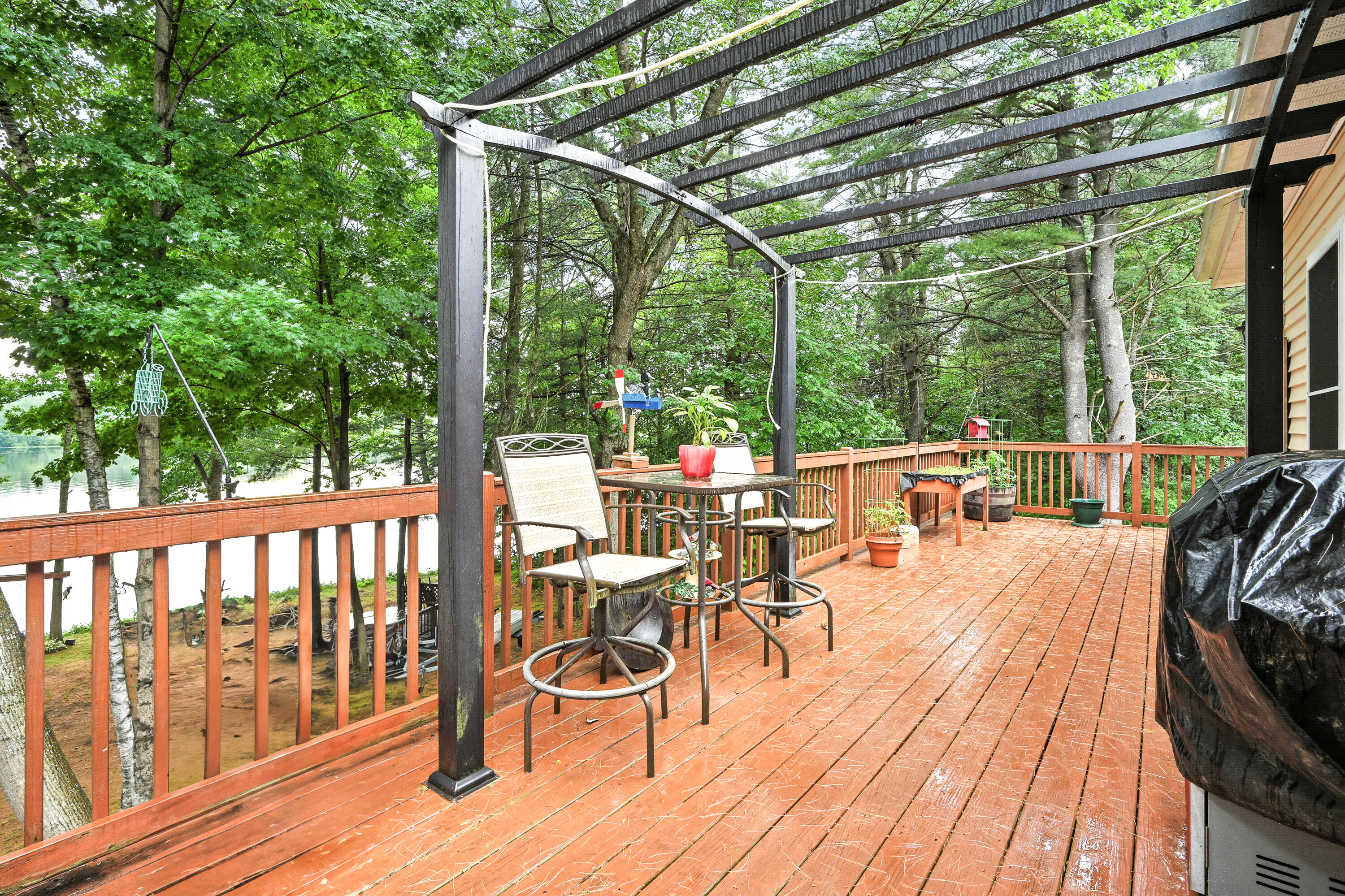1068 River Road