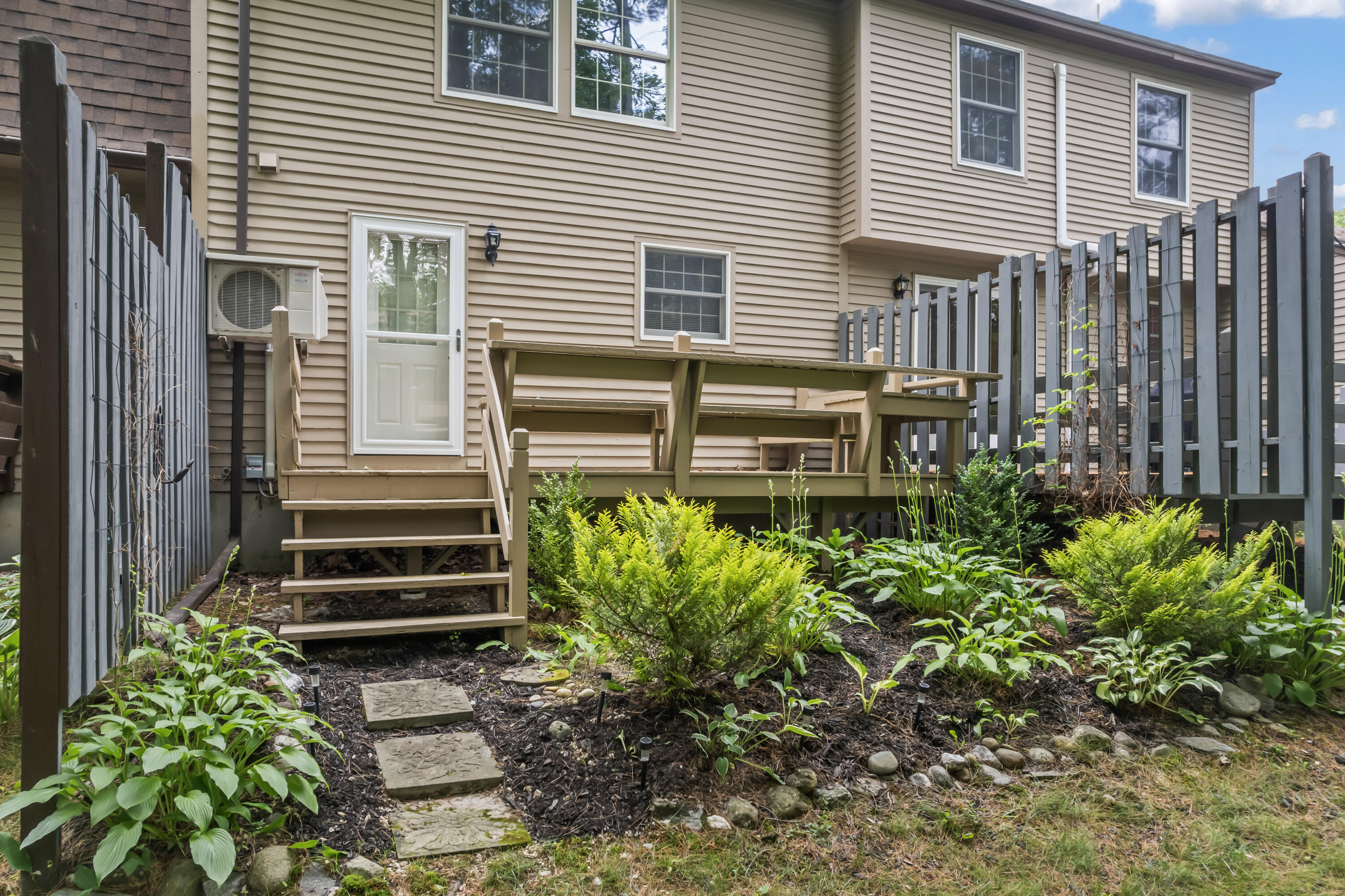 104 Evergreen Drive, 104