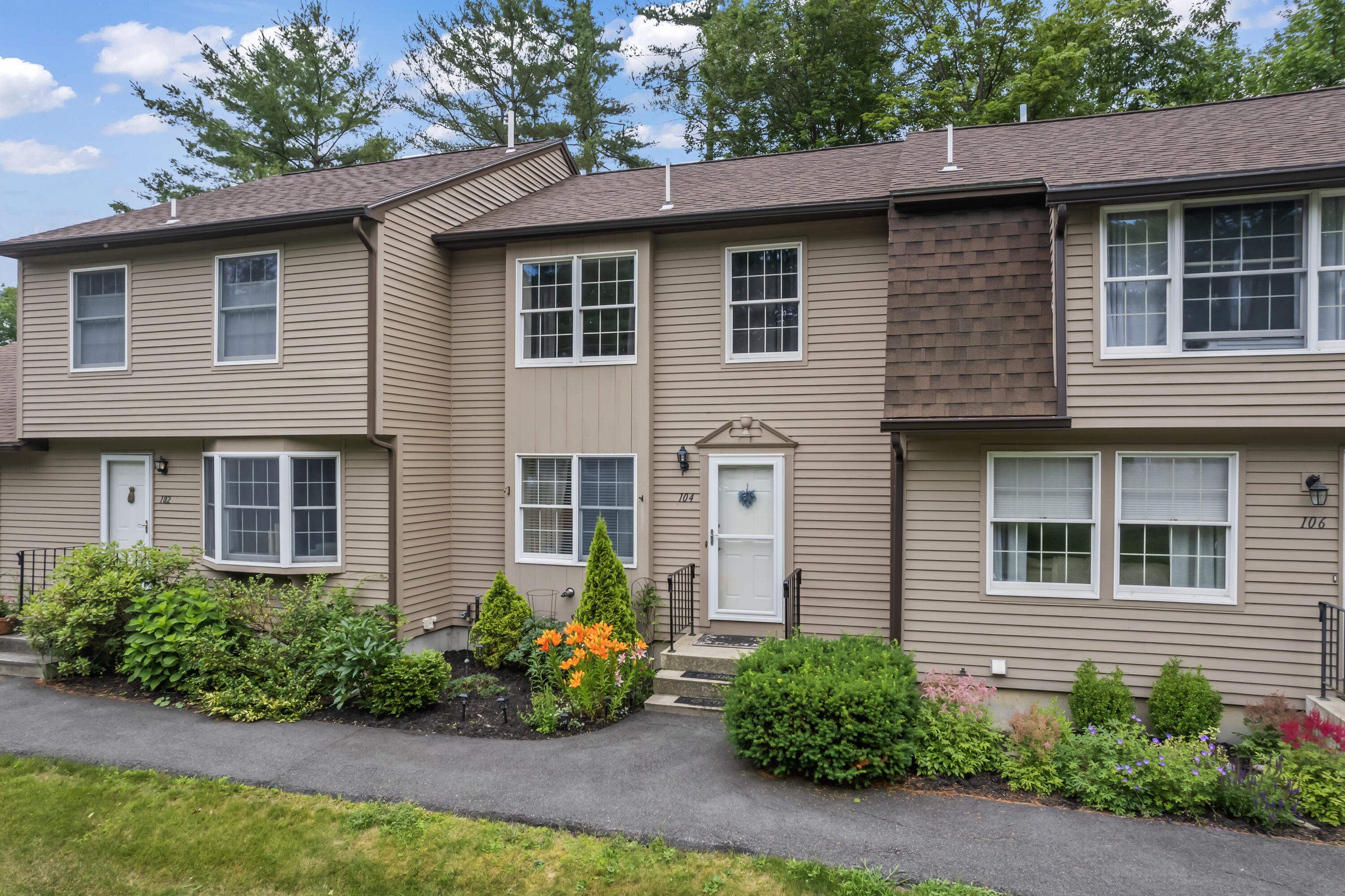 104 Evergreen Drive, 104