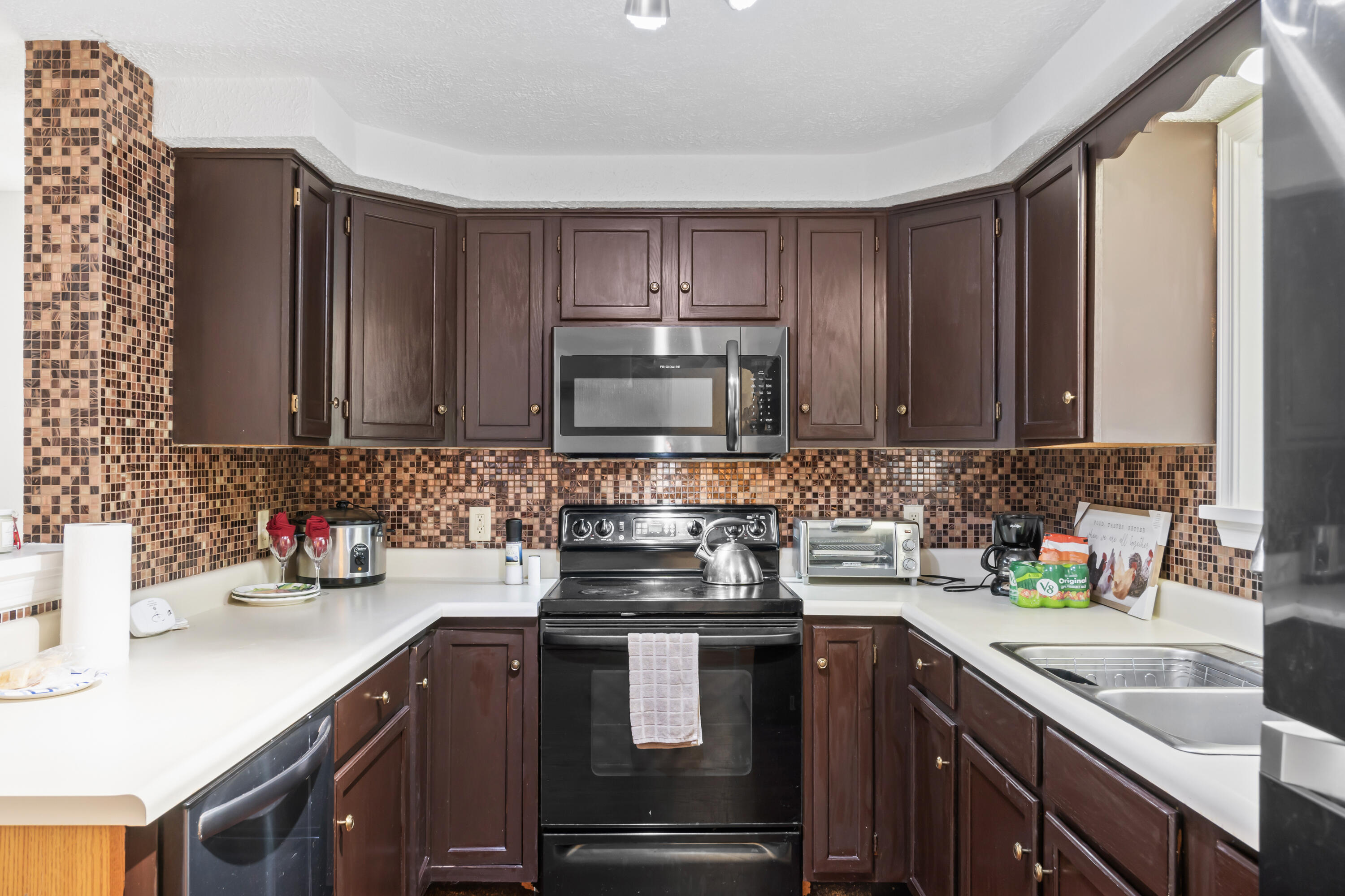 104 Evergreen Drive, 104