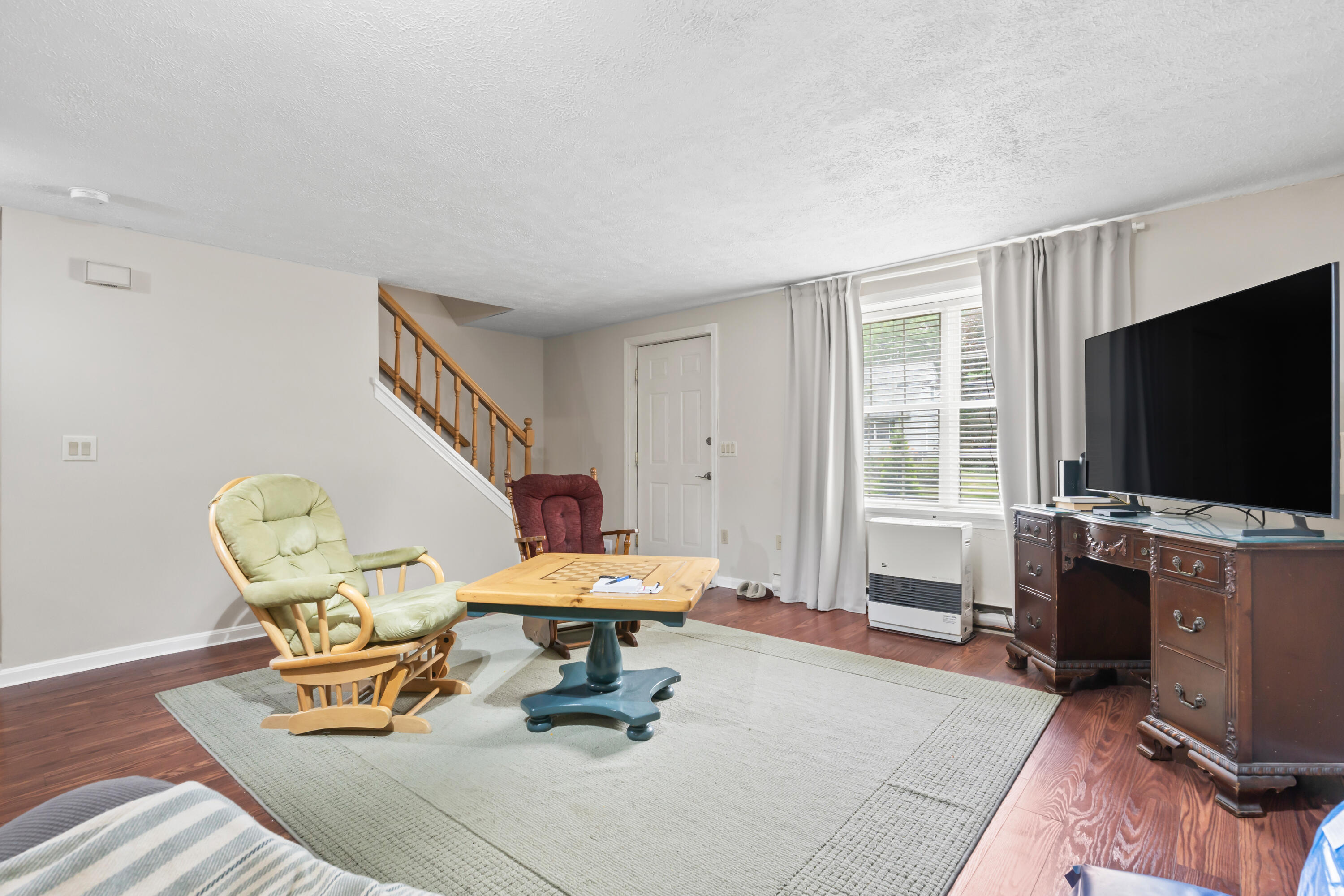 104 Evergreen Drive, 104