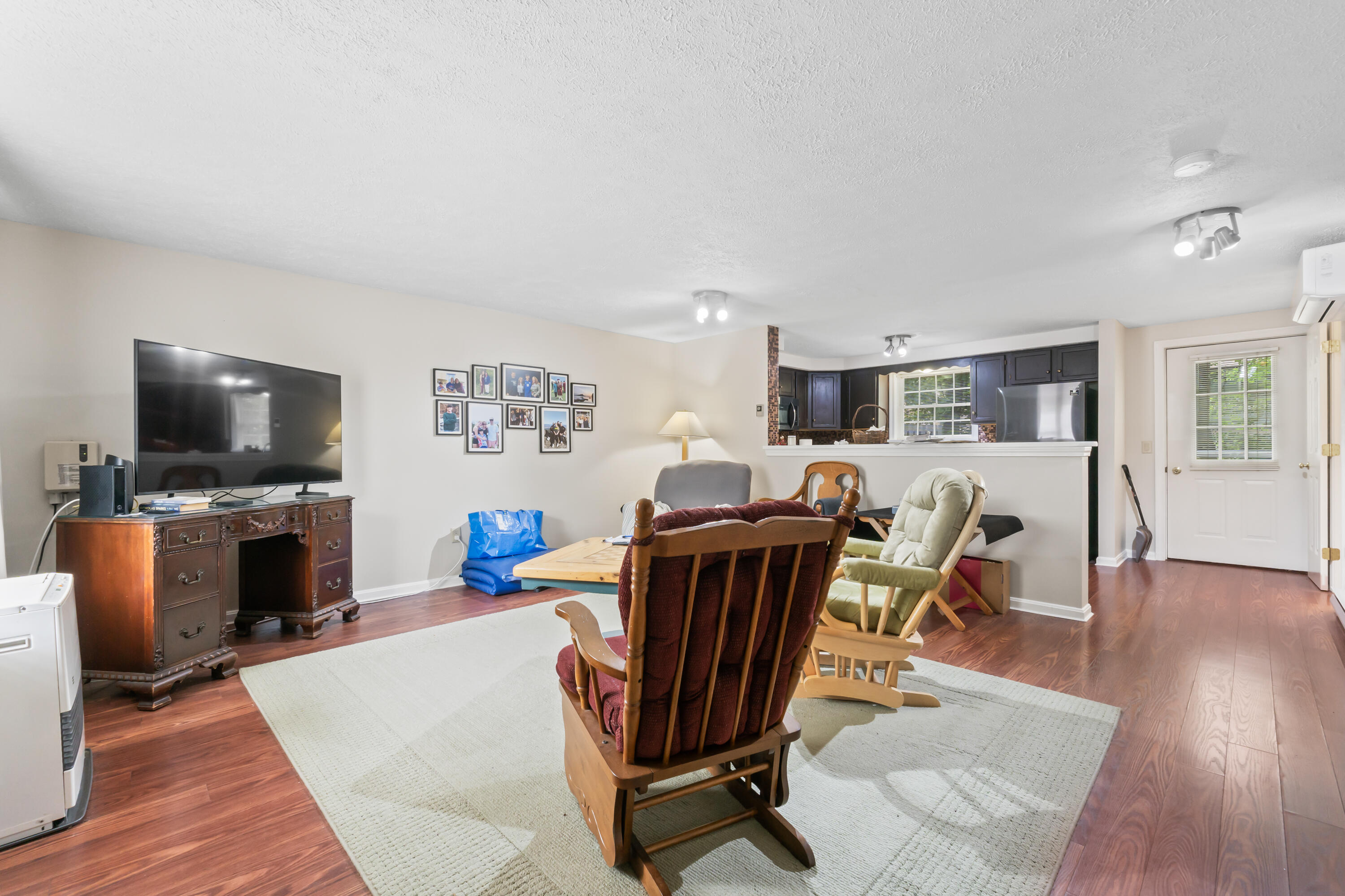 104 Evergreen Drive, 104