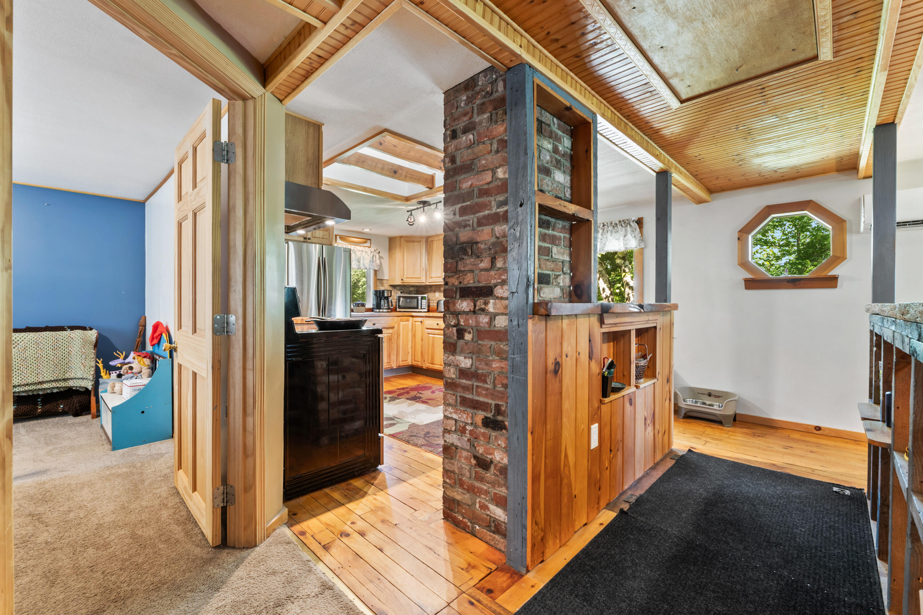 1286 West Road