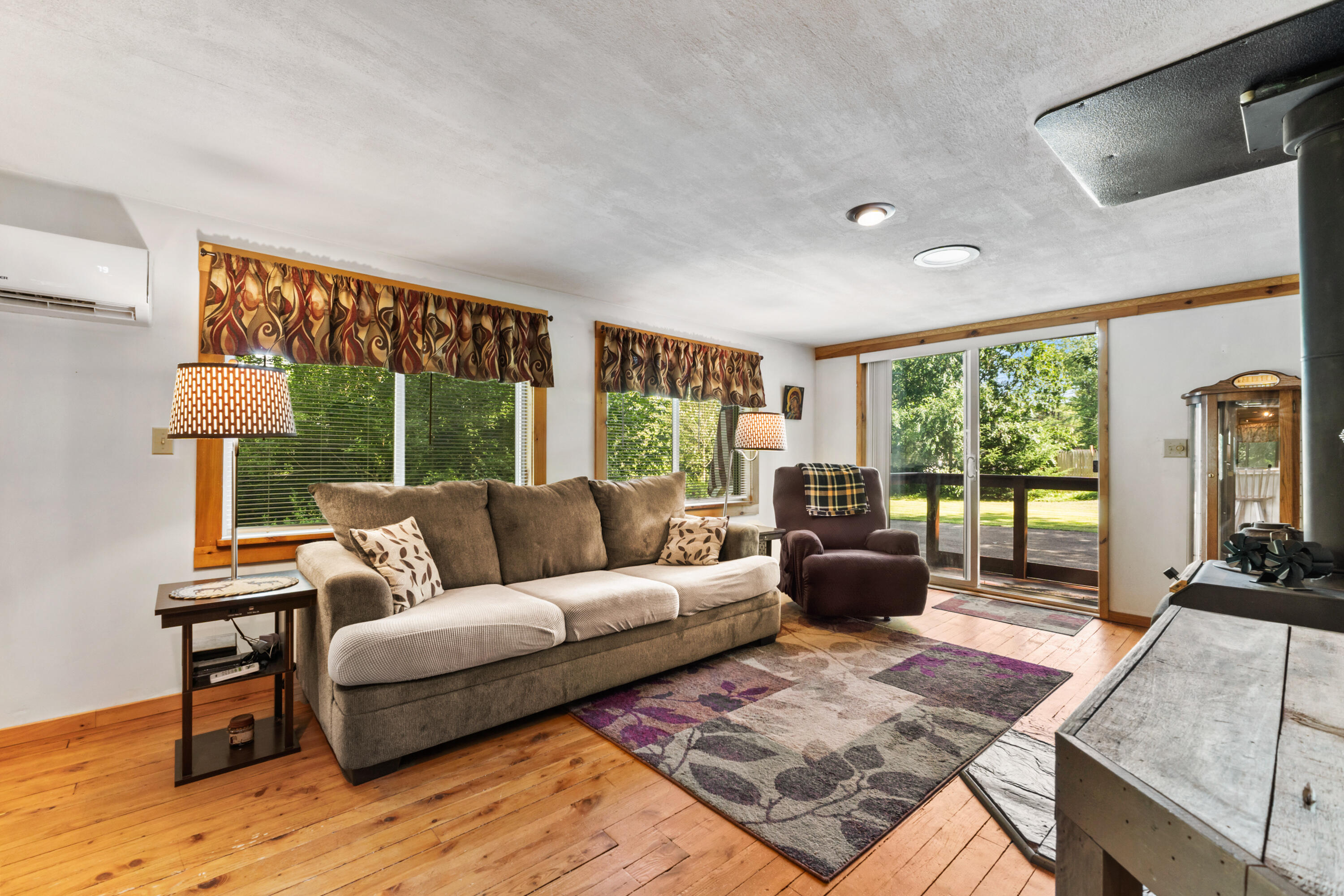 1286 West Road