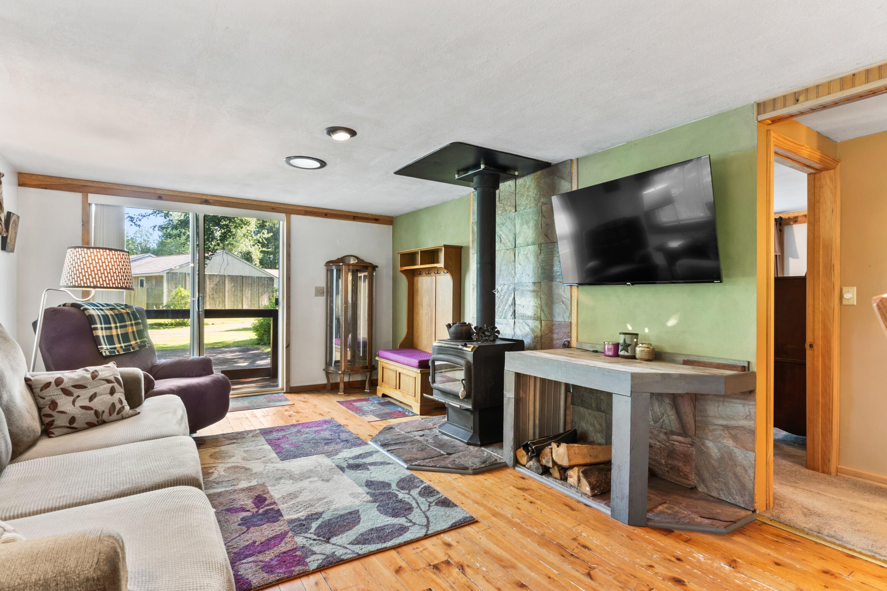1286 West Road