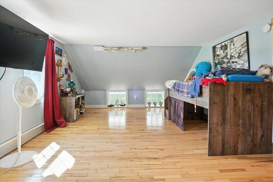 817 Riverside Drive