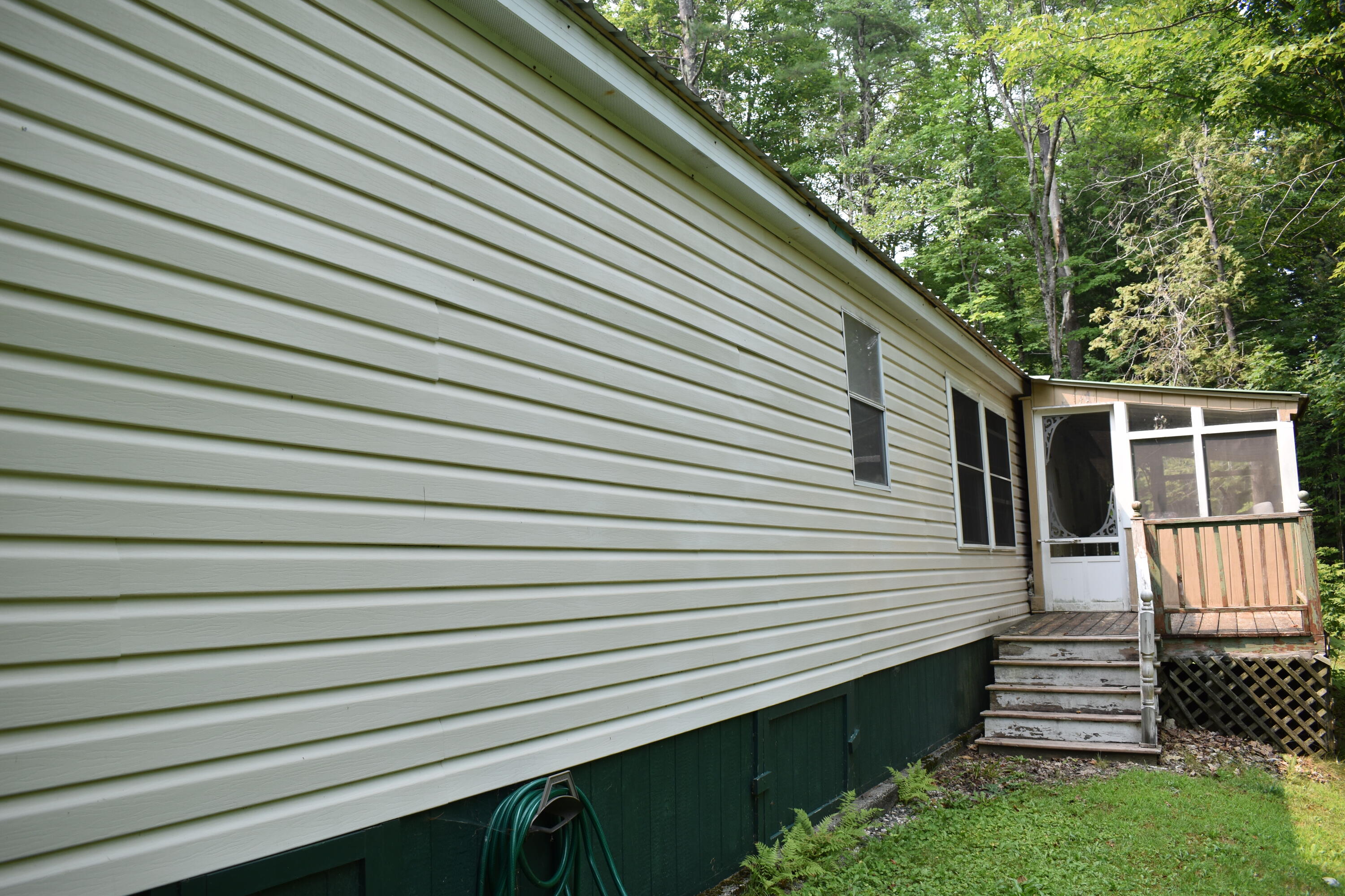 1357 North Road