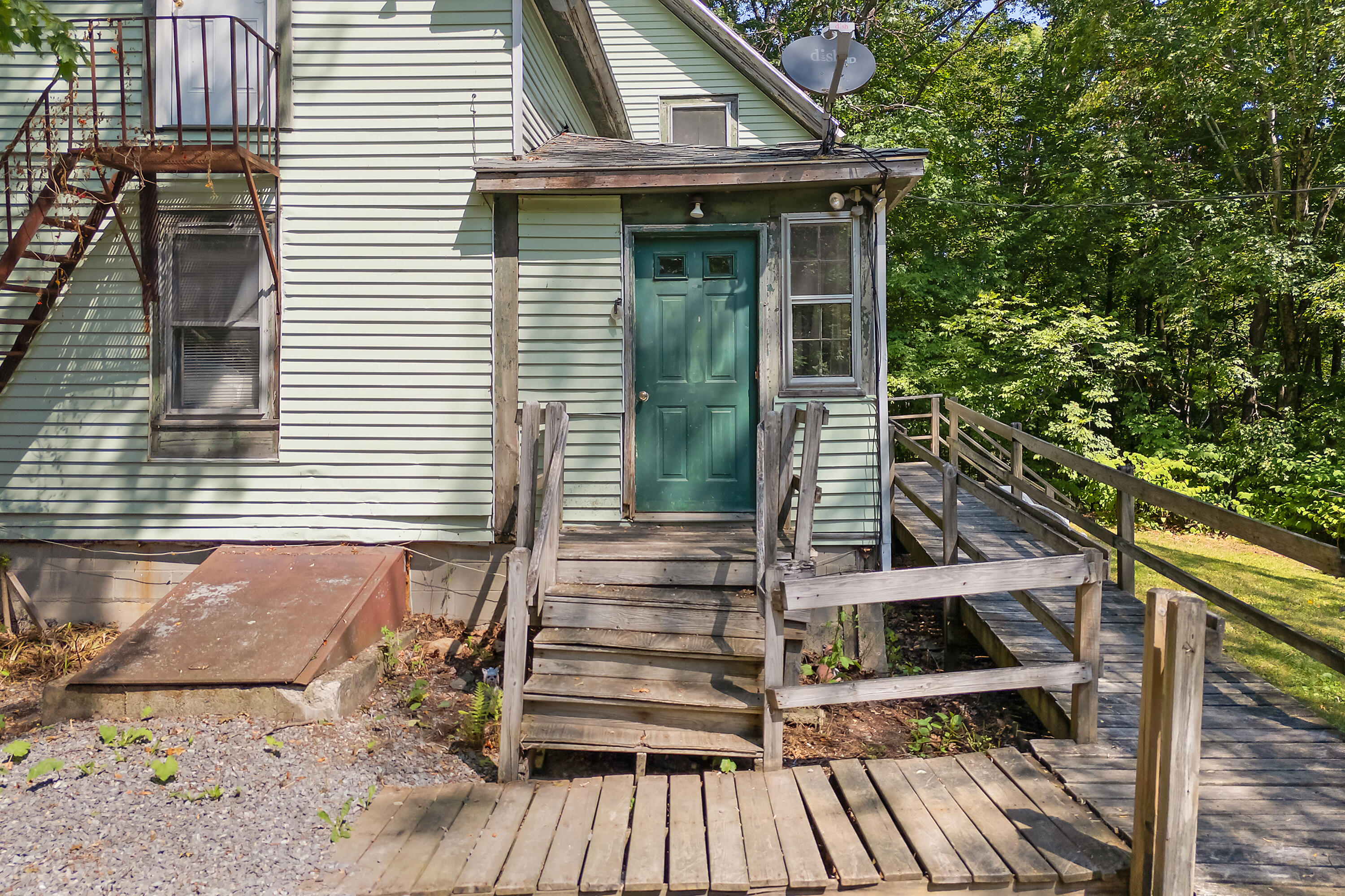 16 Snow Street