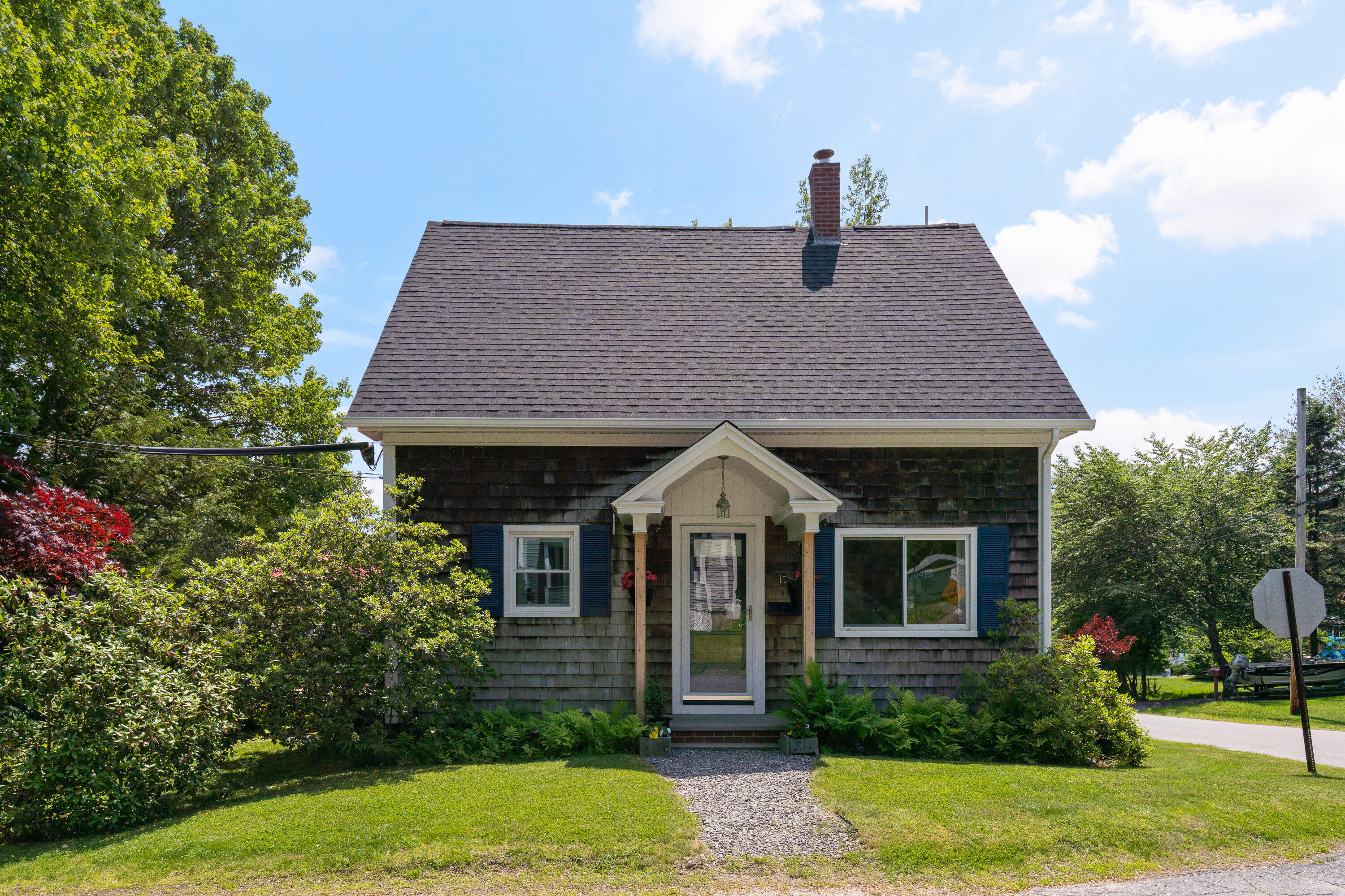 17 Middle Street