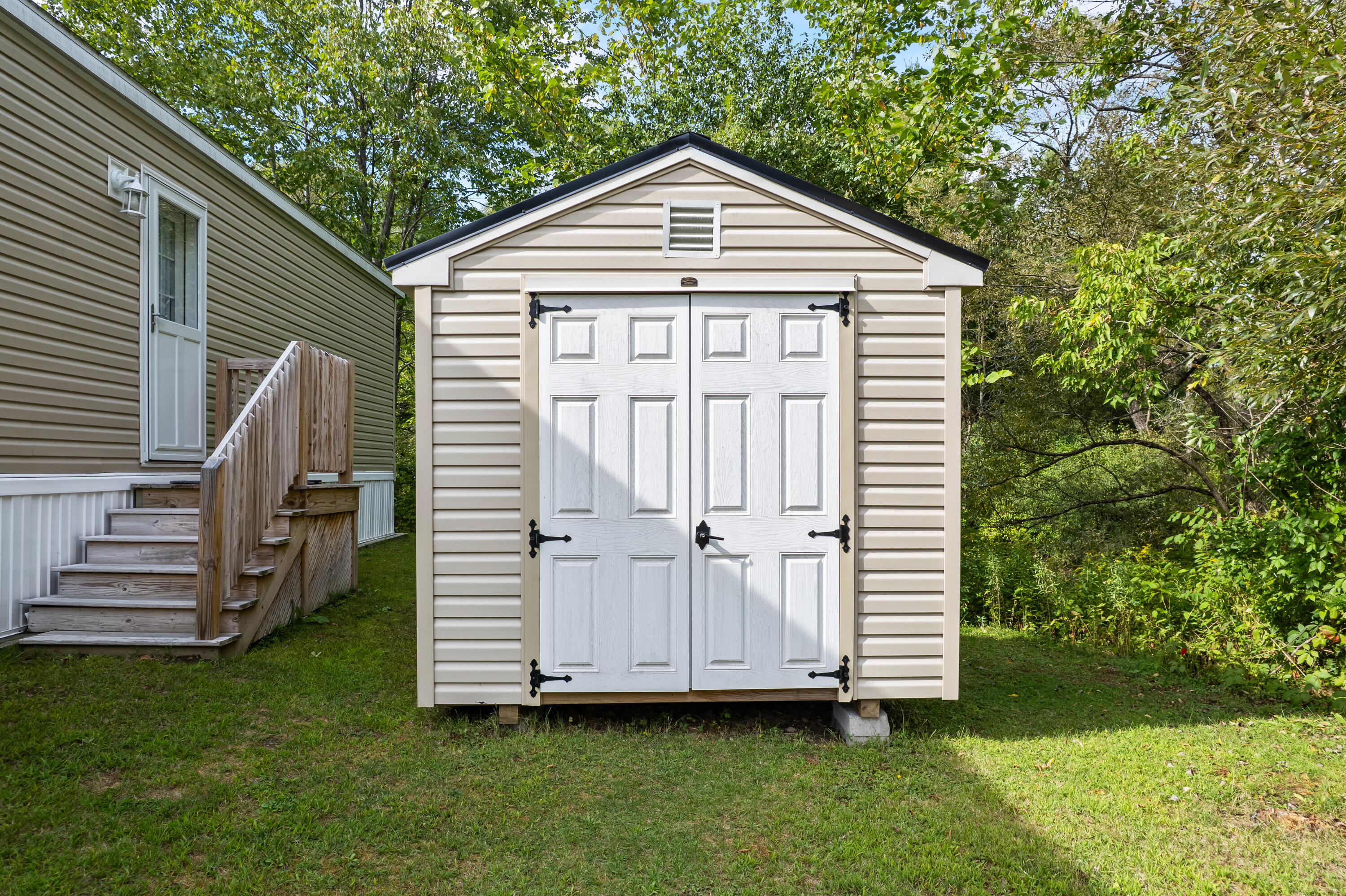 4 Clover Corner Lane