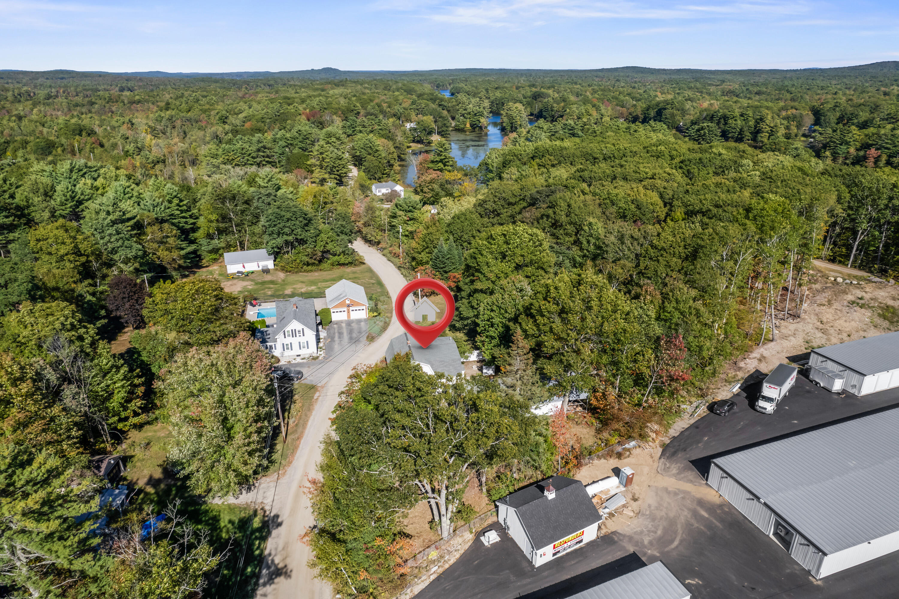11 Outlet Road