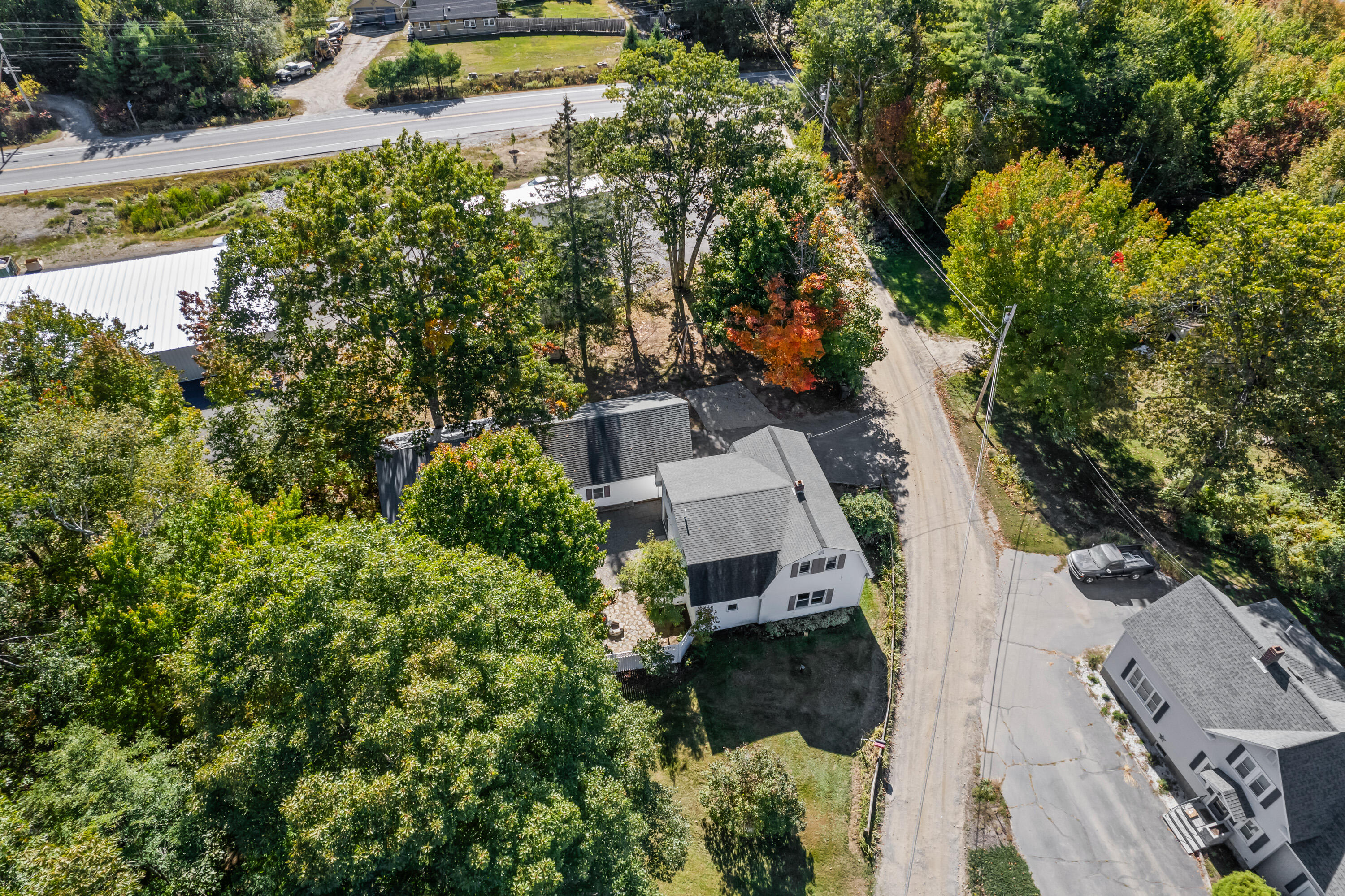 11 Outlet Road